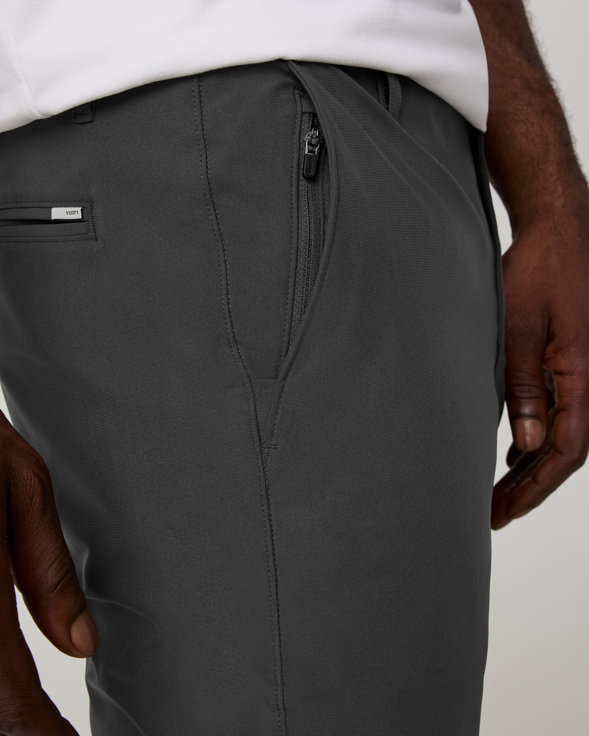Vuori Meta™ Trouser Athletic Slim Fit 30 | Dark Pewter - Image 3