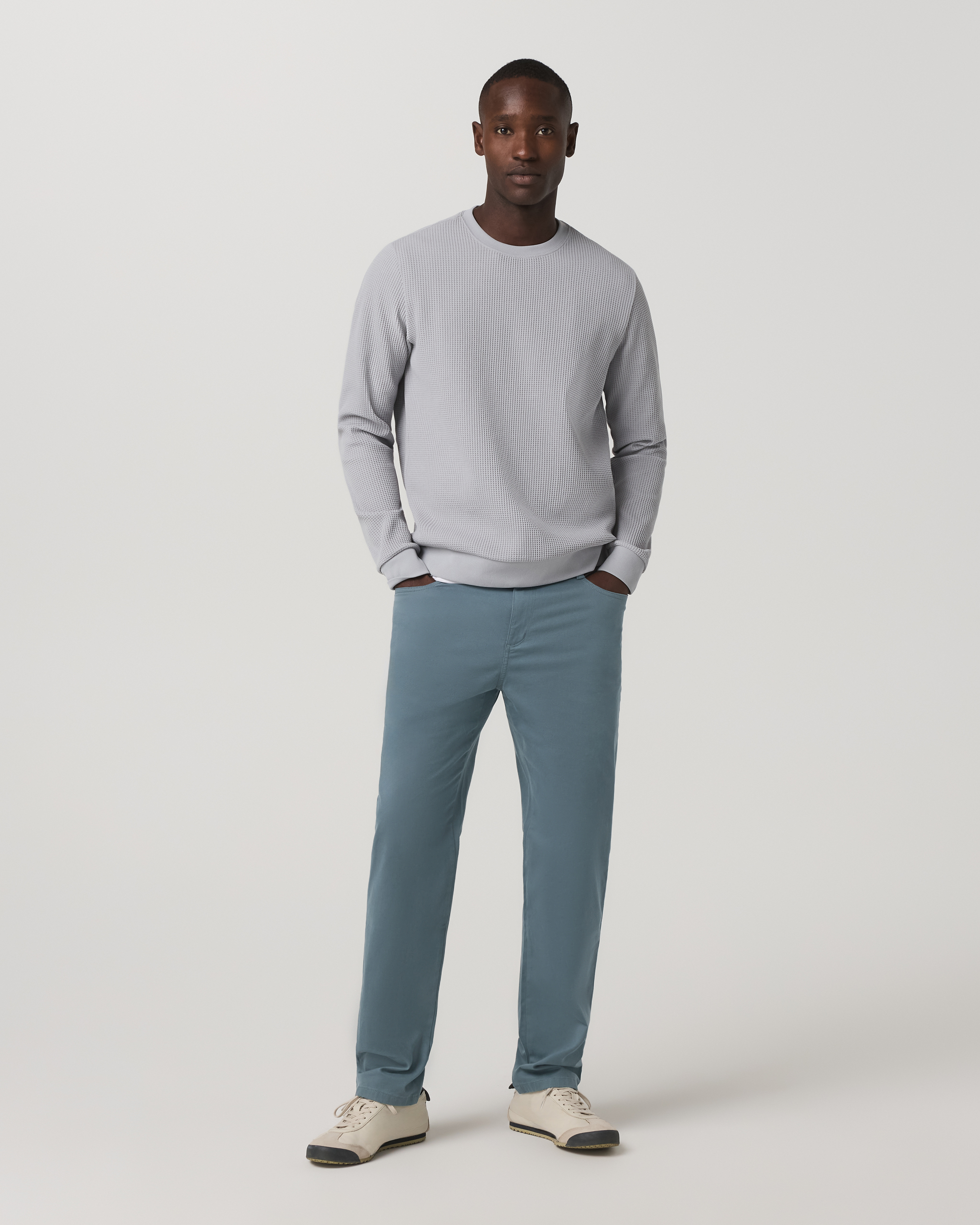Vuori Meta™ Cotton Pant Classic Fit 30 | Blue Sea - Image 3