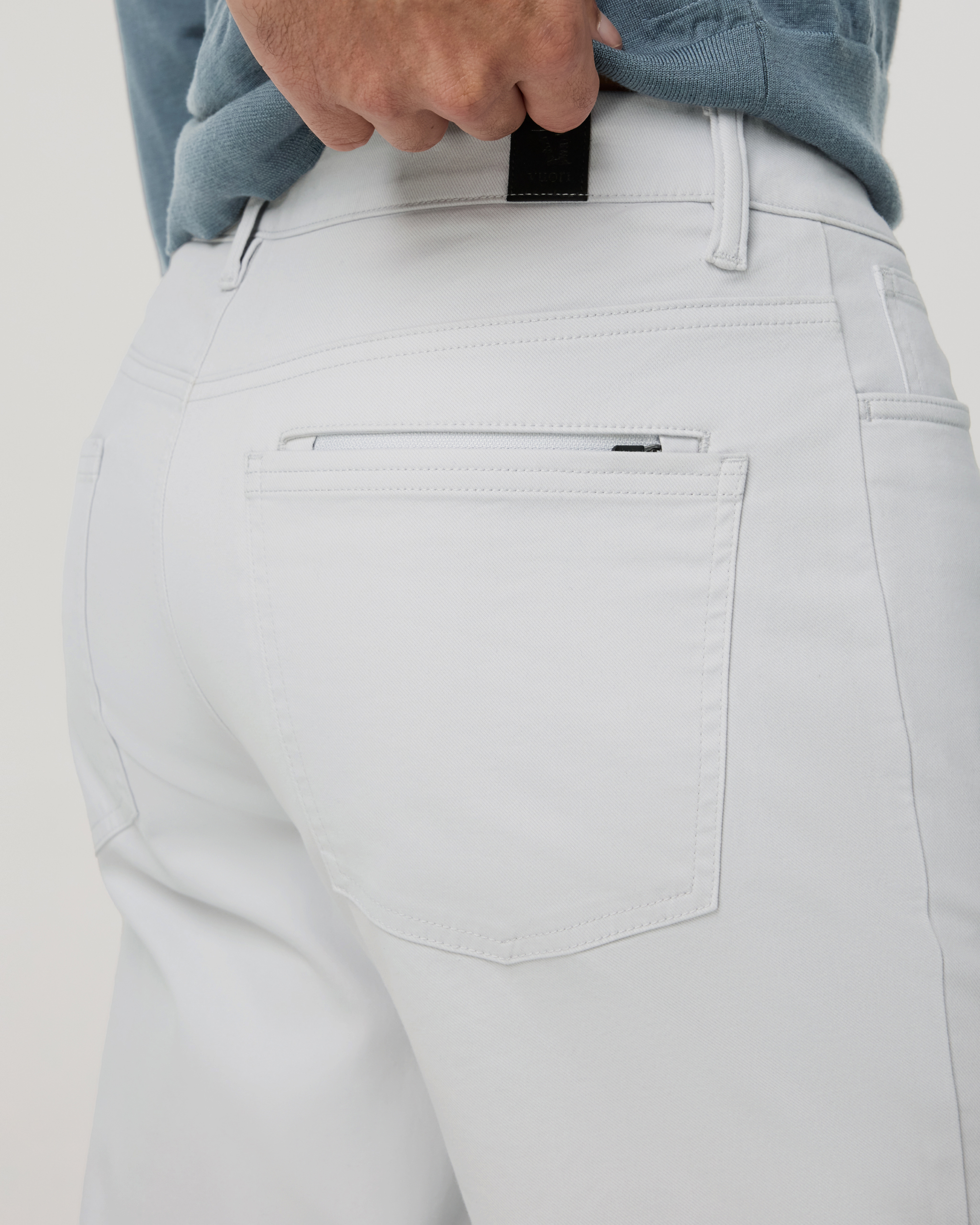 Vuori Meta™ Cotton Pant Classic Fit 30 | Frost Grey - Image 5