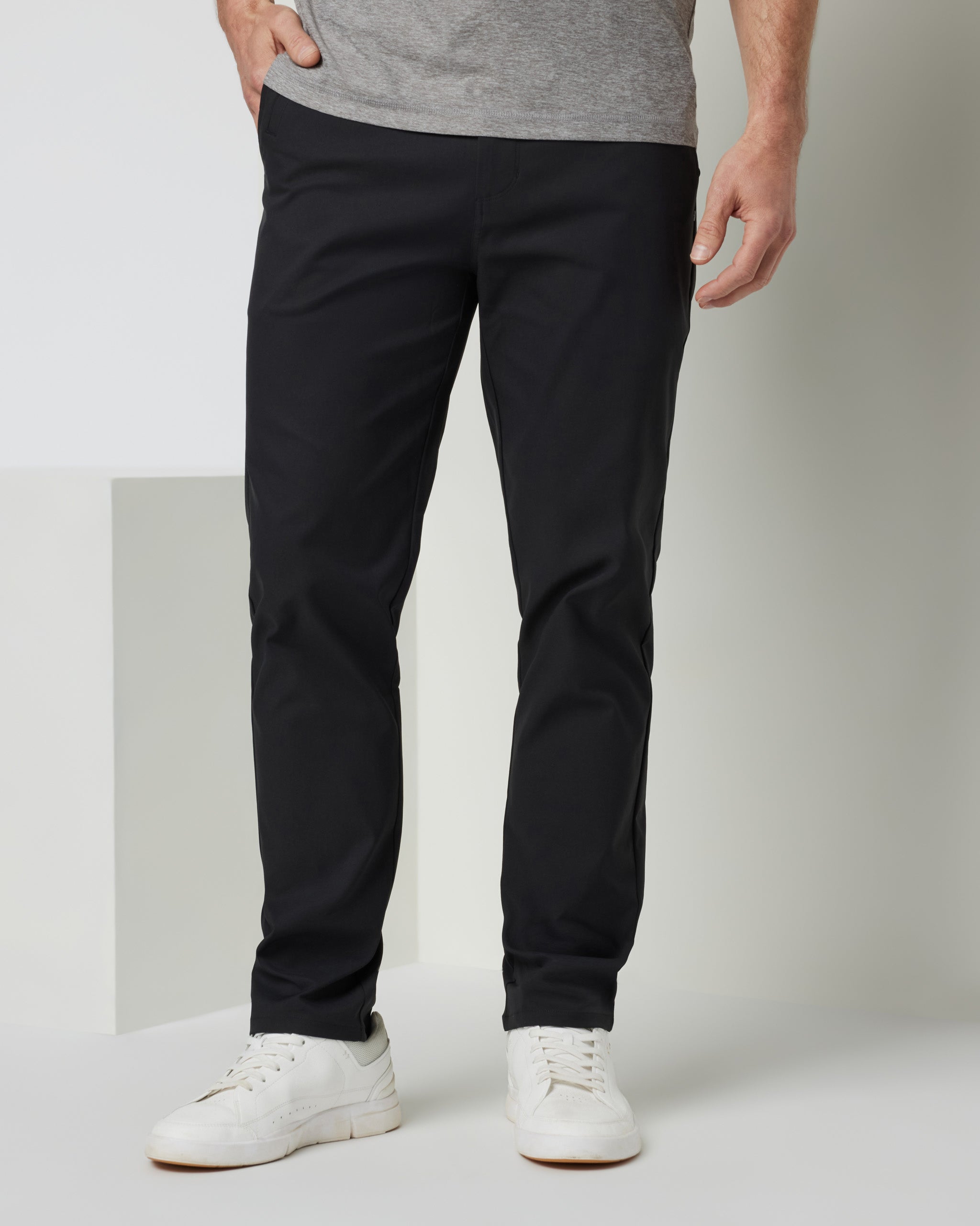 Cascade Tech Chino Pant Athletic Slim Fit 30 | Black