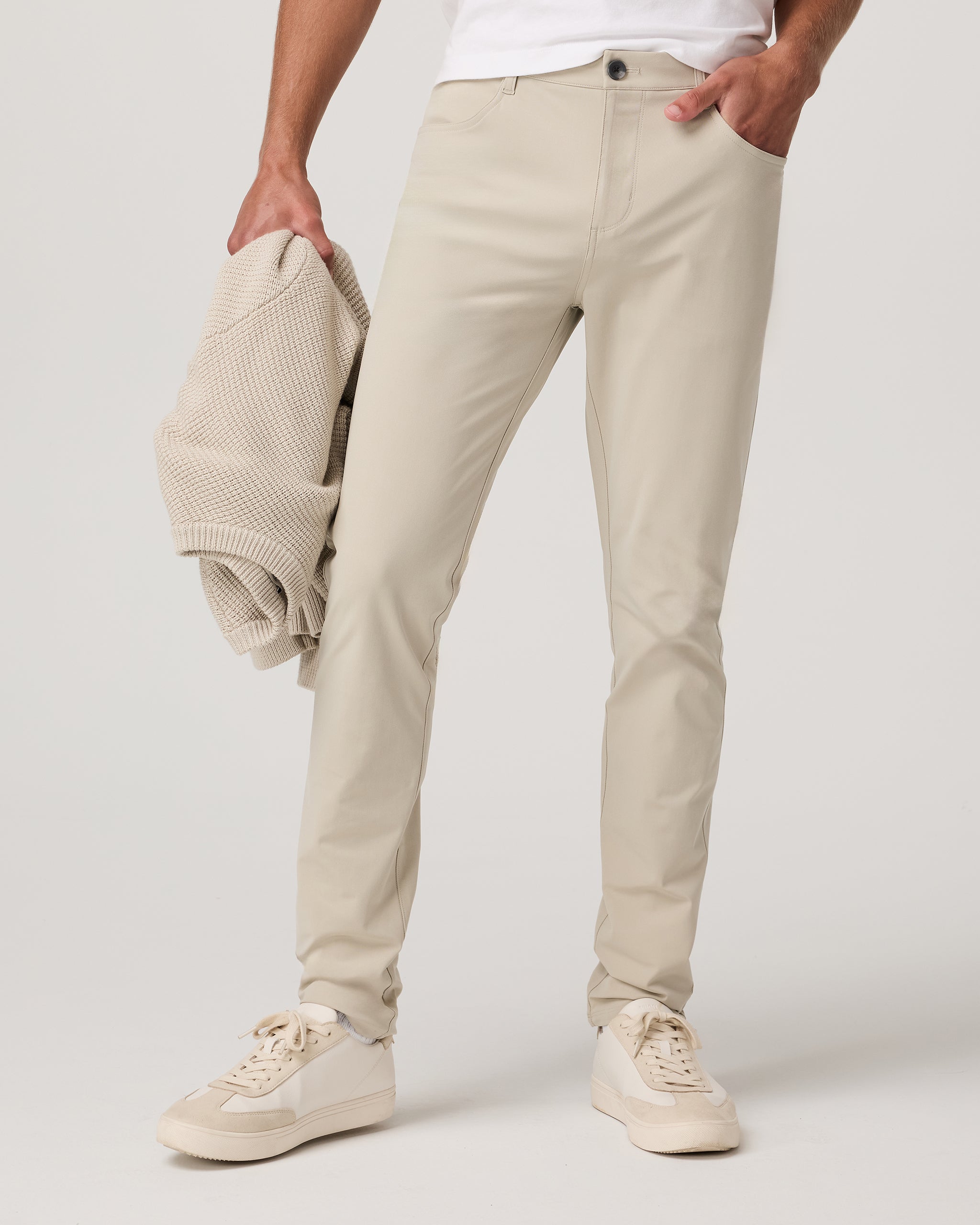 Vuori Meta™ Pant Athletic Slim Fit 34 | Birch