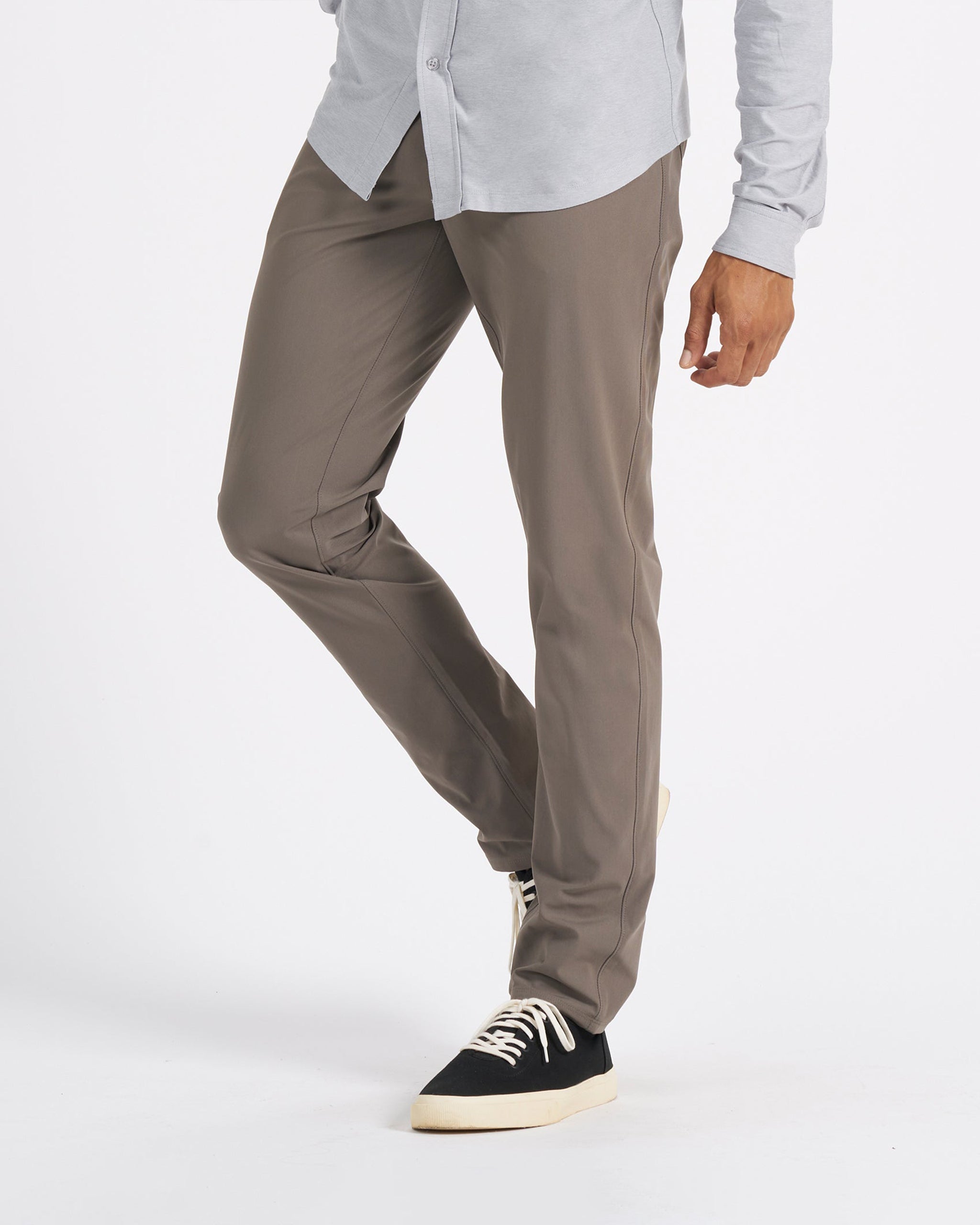 Vuori Meta™ Pant Athletic Slim Fit 32 | Cocoa - Image 2