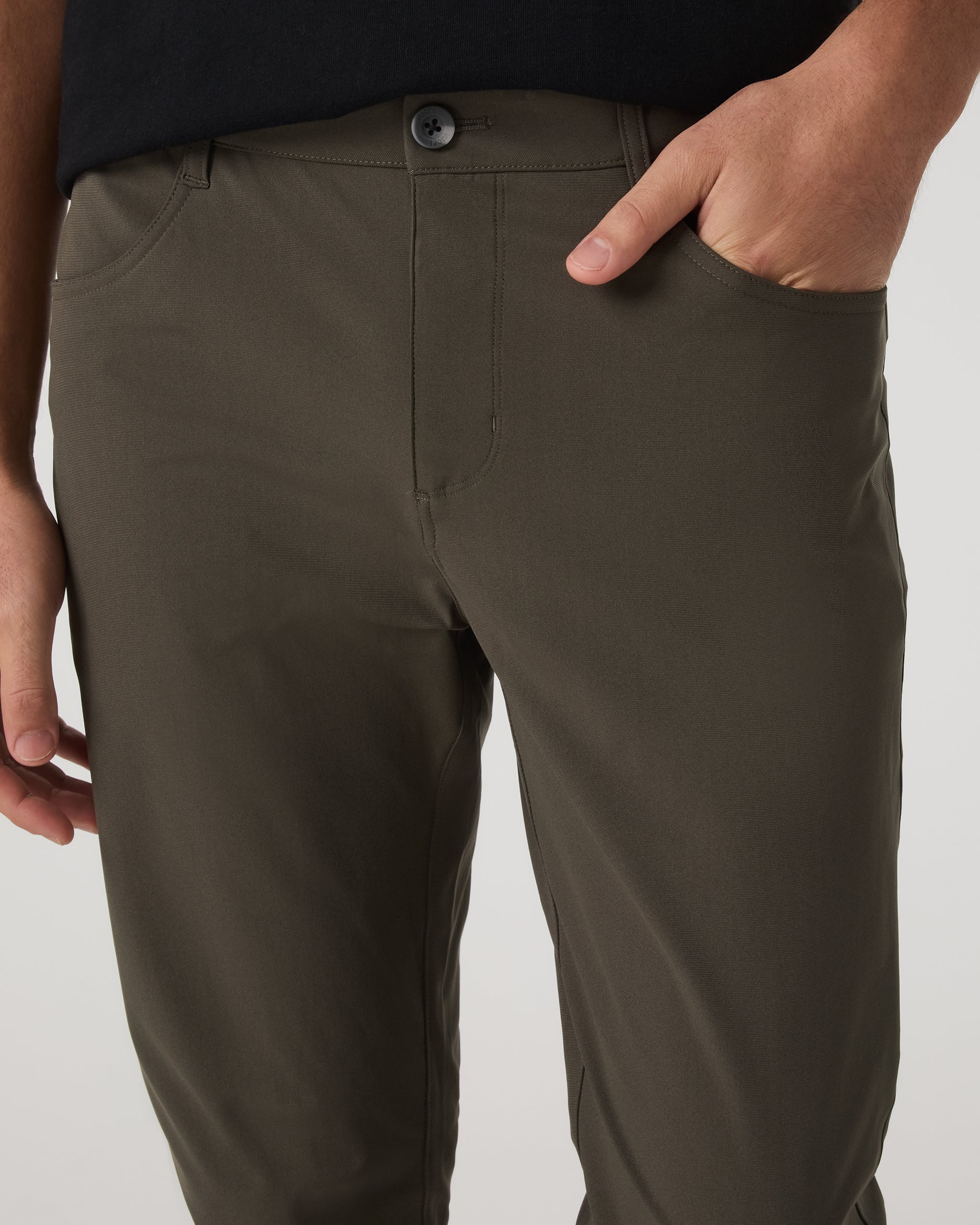 Vuori Meta™ Pant Athletic Slim Fit 32 | Dark Oregano - Image 2