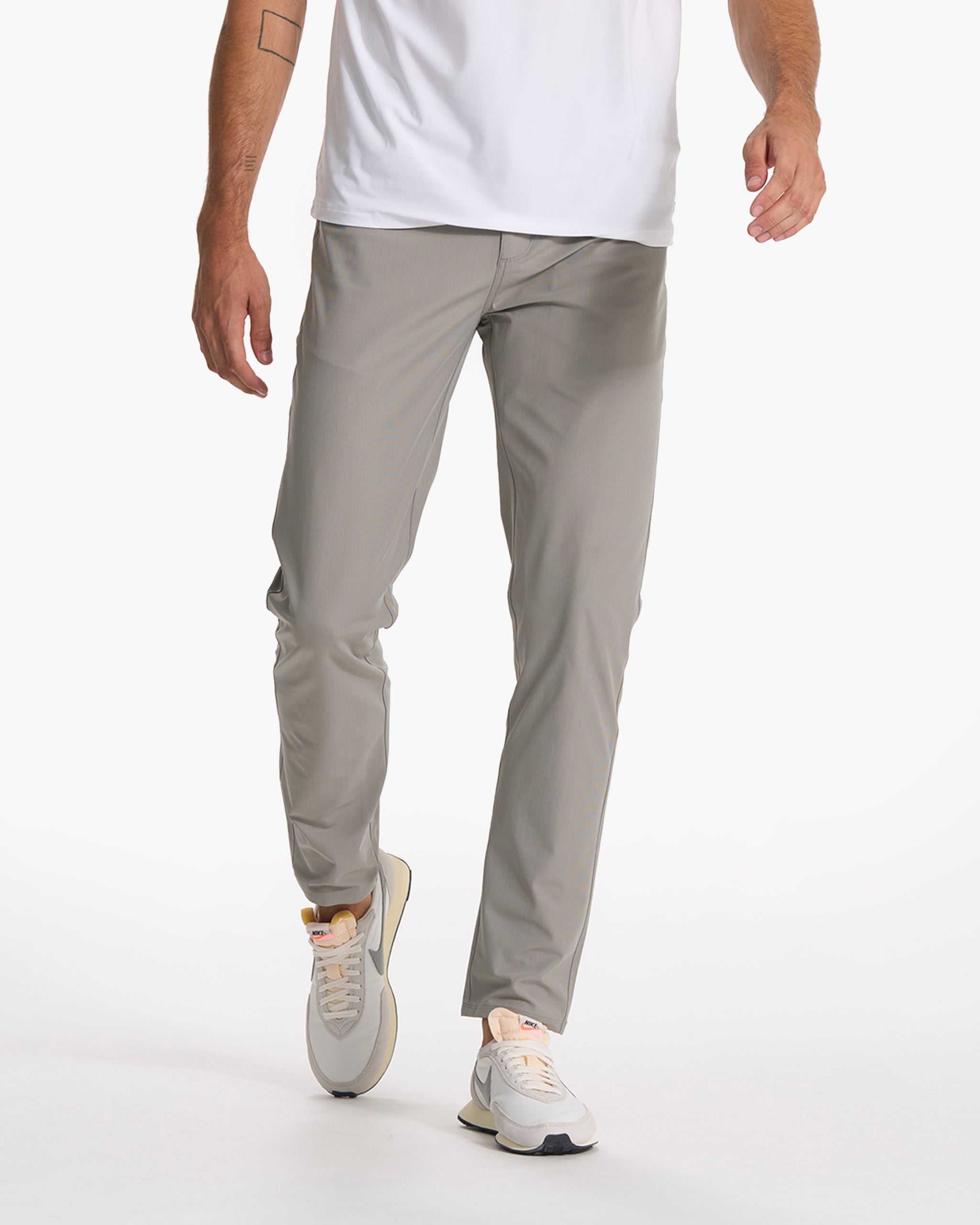 Vuori Meta™ Pant Athletic Slim Fit 30 | Driftwood