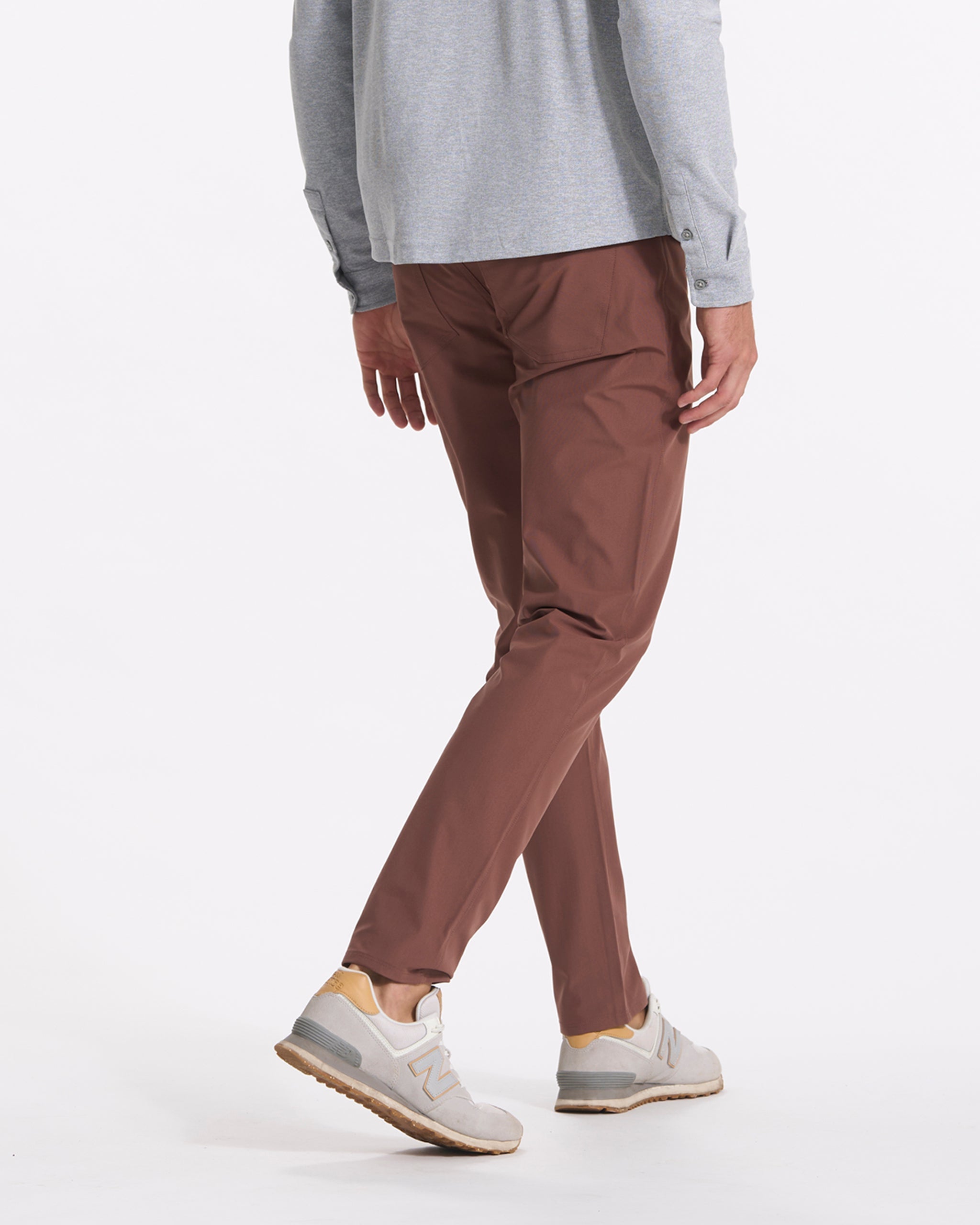 Vuori Meta™ Pant Athletic Slim Fit 32 | Hazelnut - Image 4