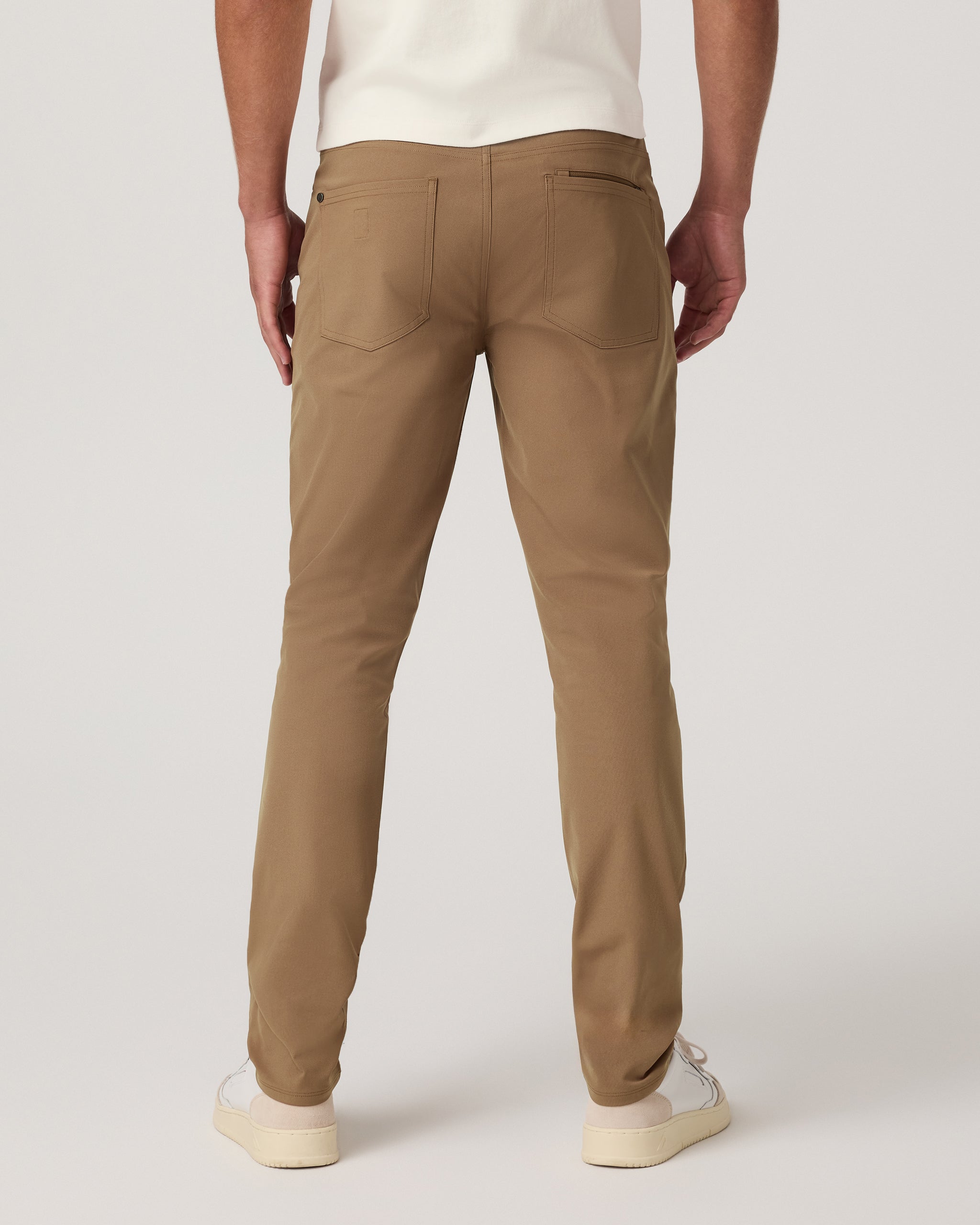 Vuori Meta™ Pant Athletic Slim Fit 30 | Pecan - Image 3