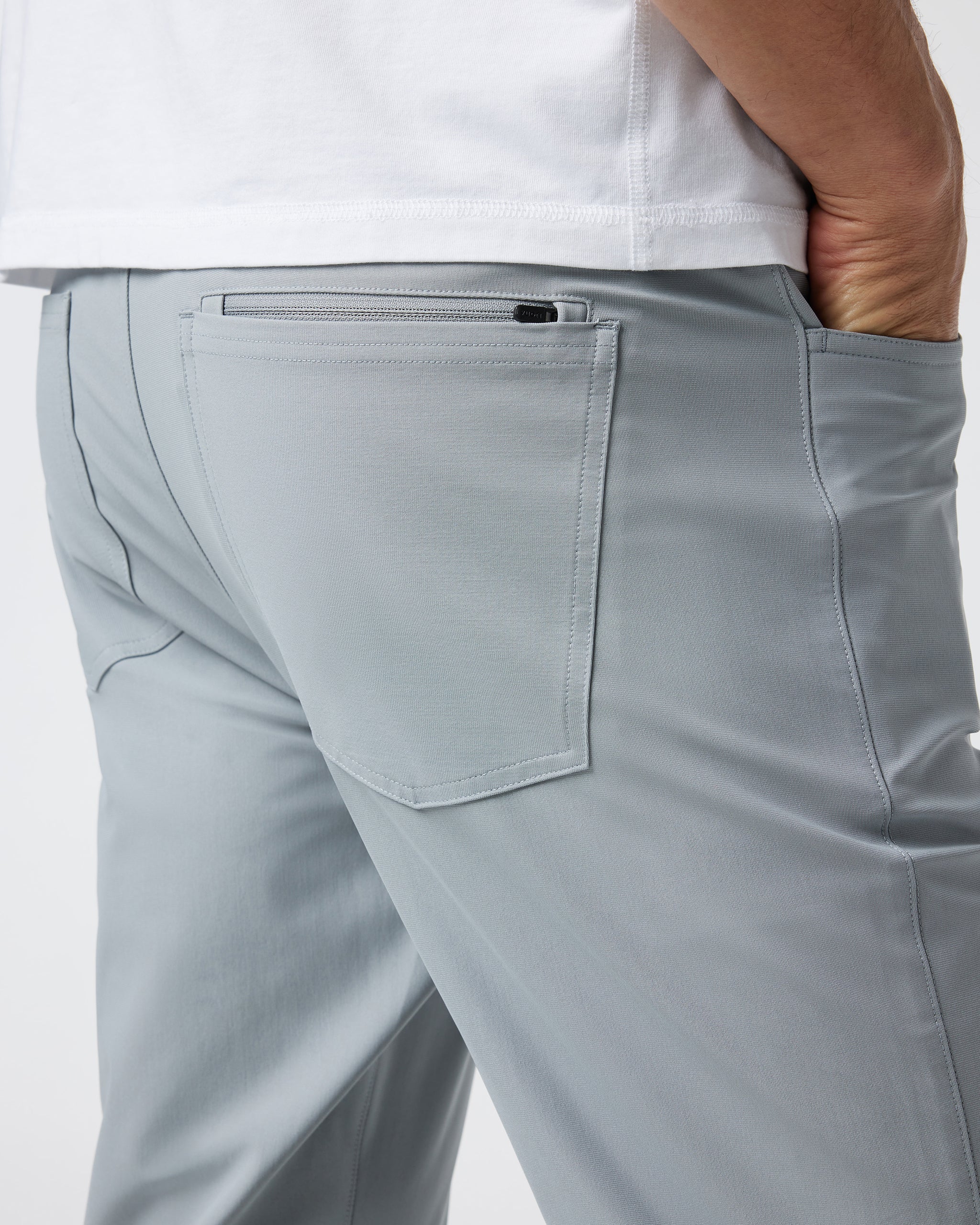 Vuori Meta™ Pant Athletic Slim Fit 32 | Steel - Image 4