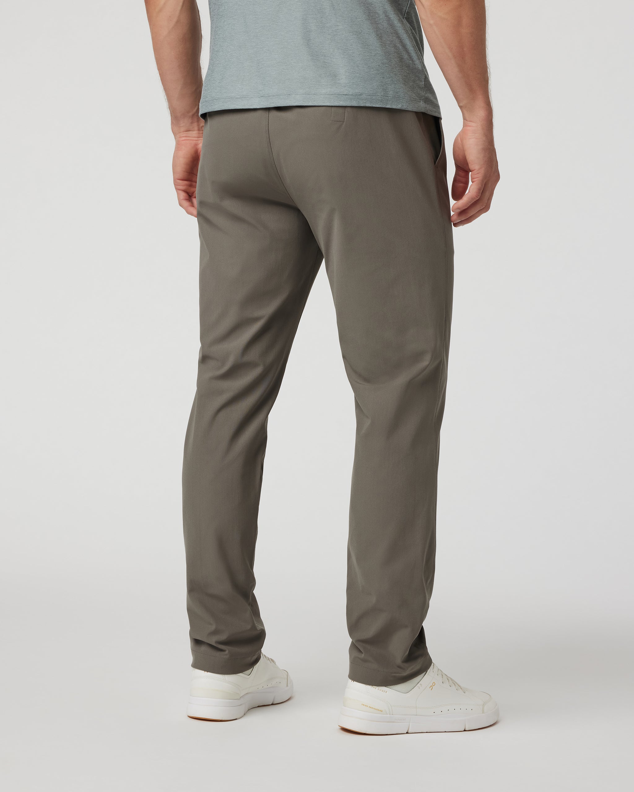 Vuori Meta™ Elastic Waist Pant | Cocoa - Image 2