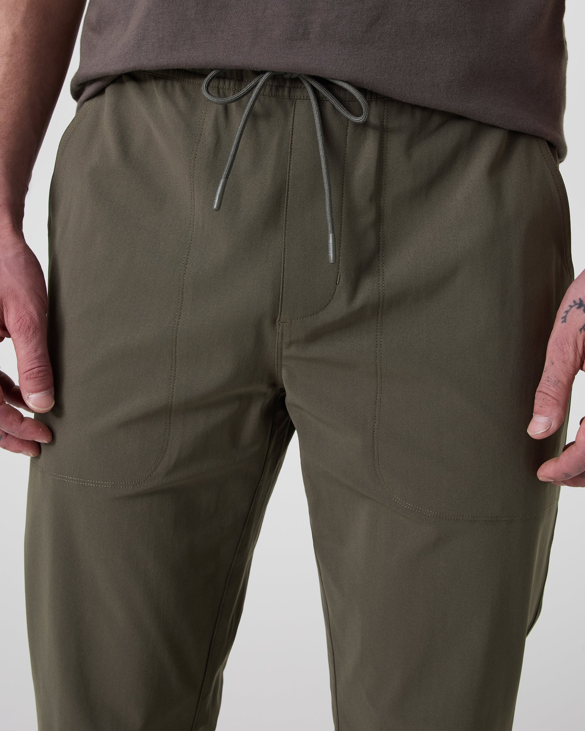 Vuori Meta™ Jogger 30 | Dark Oregano - Image 4