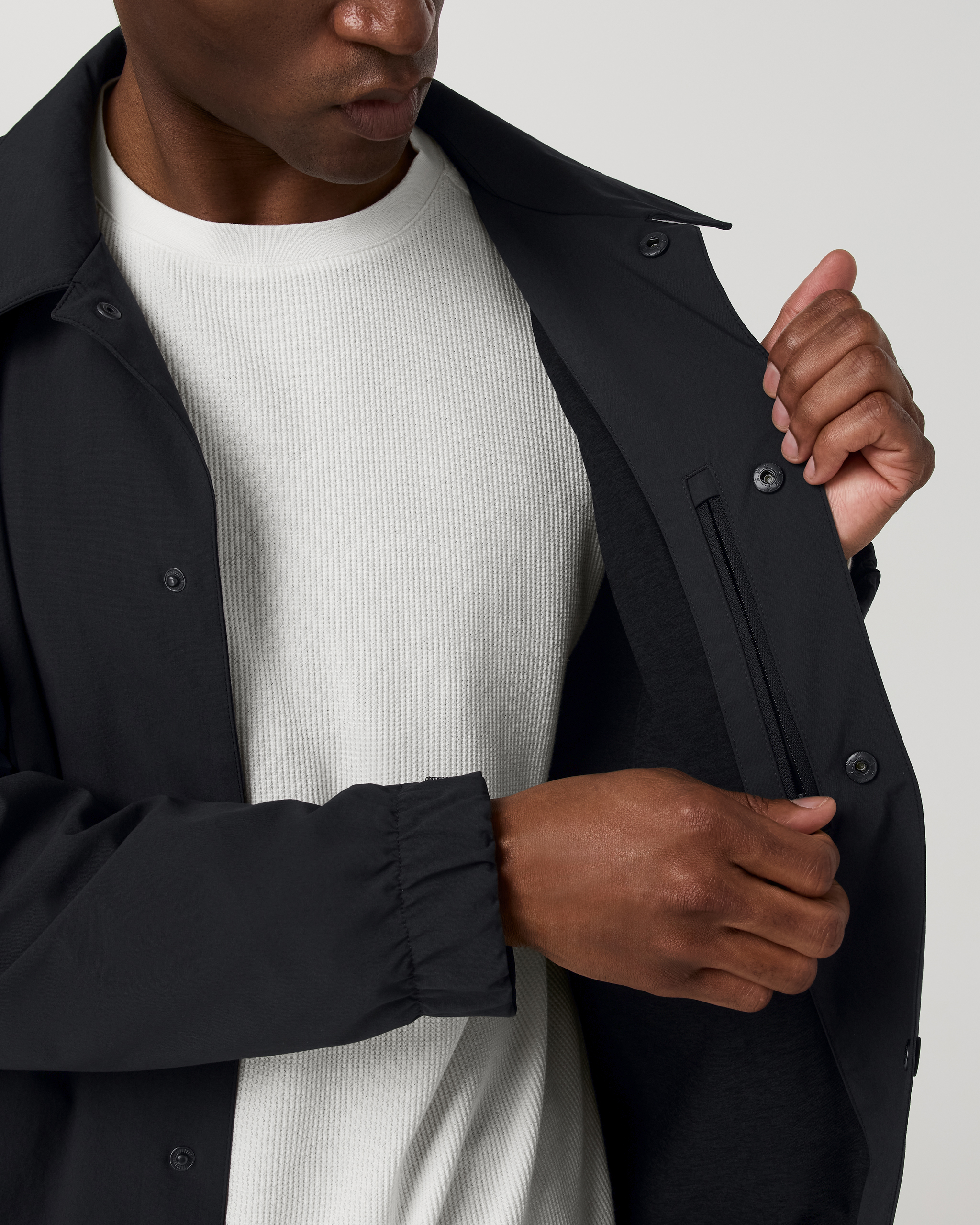 V1 Coach Jacket | Black - Image 2