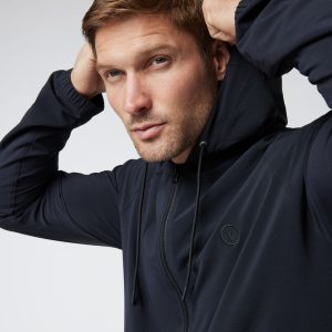 Elevate Kore Jacket | Black