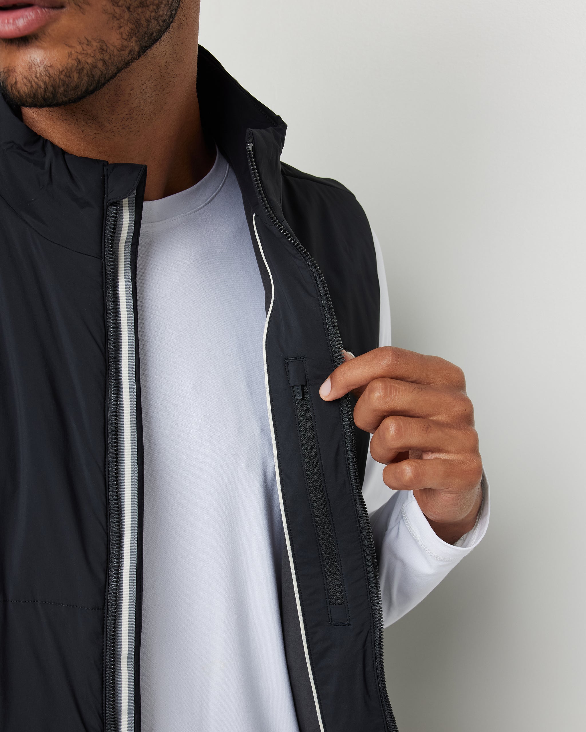 Echo Insulated Vest 2.0 | Black - Image 3