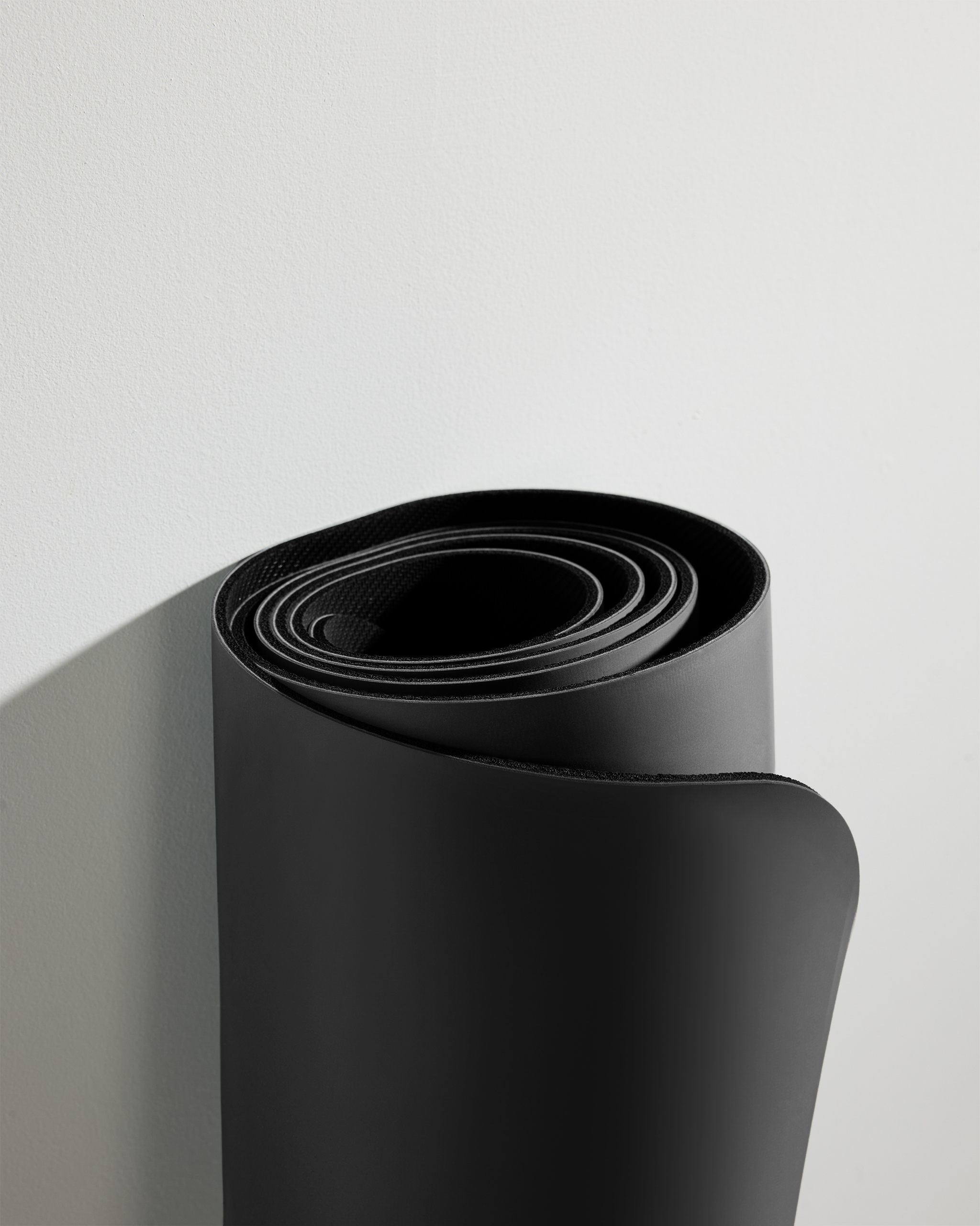 Vuori Yoga Mat | Black - Image 3