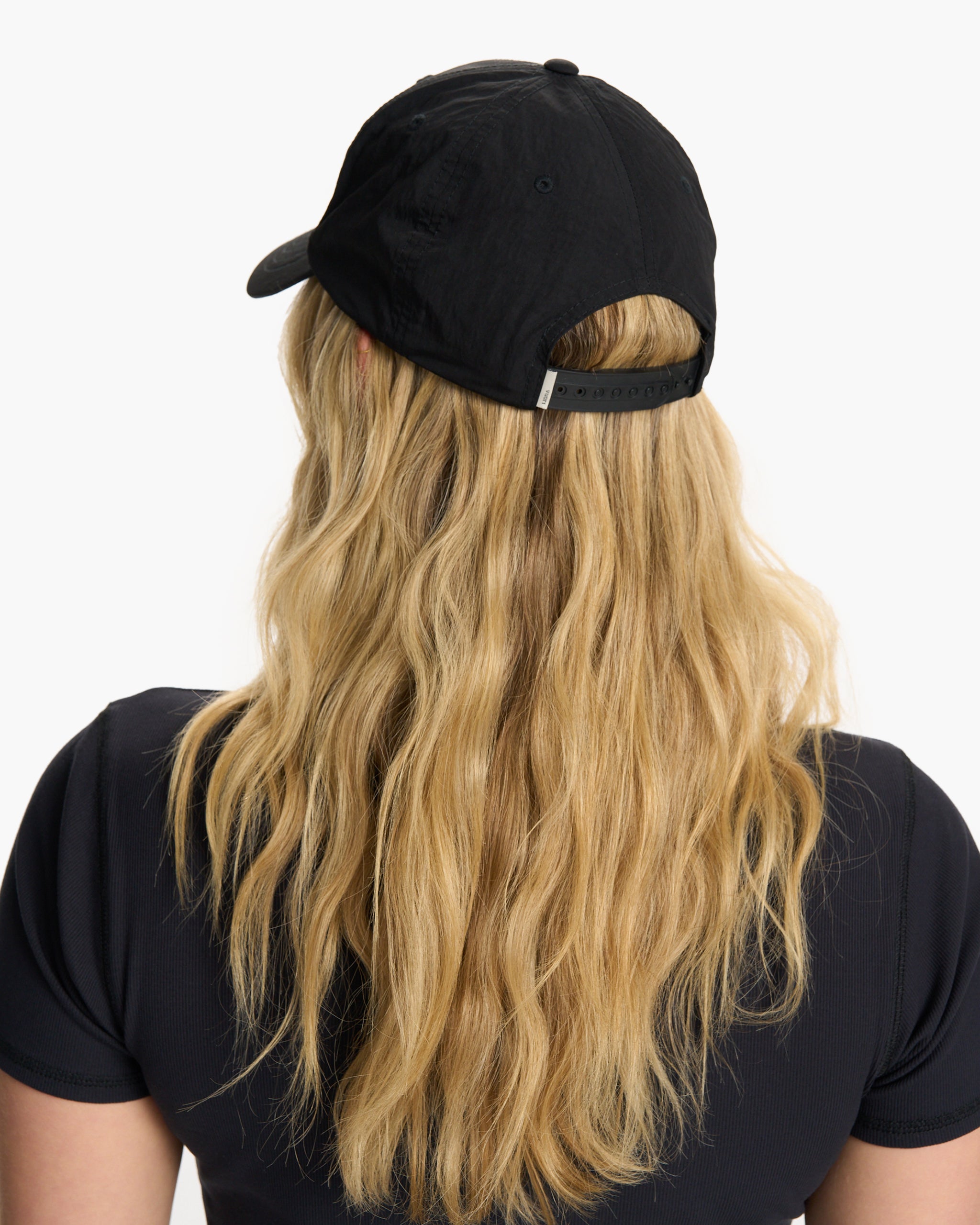 Label Hat | Black - Image 4