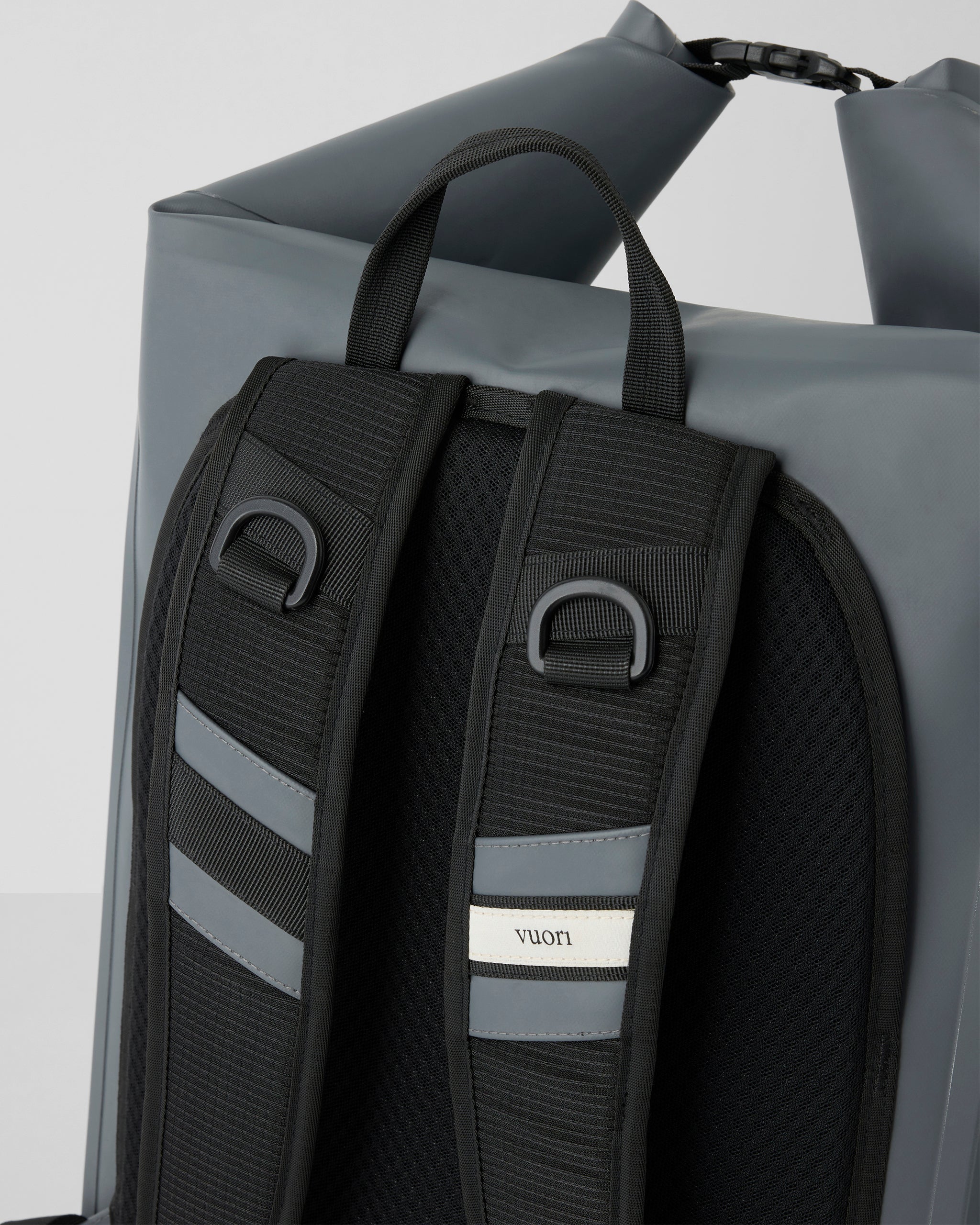 Vuori Dry Bag | Charcoal - Image 3