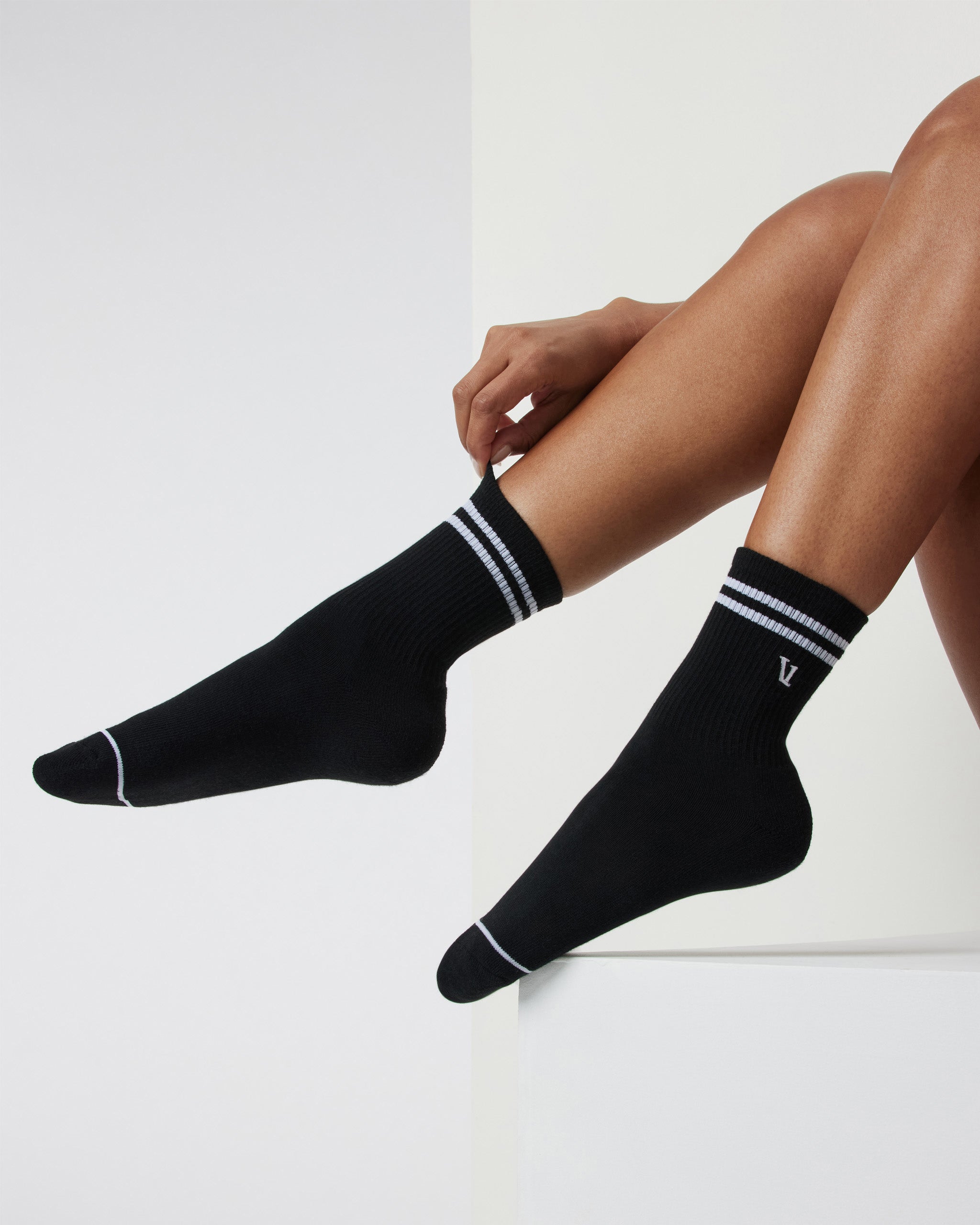 Half Crew V1 Sock | Black - Image 2