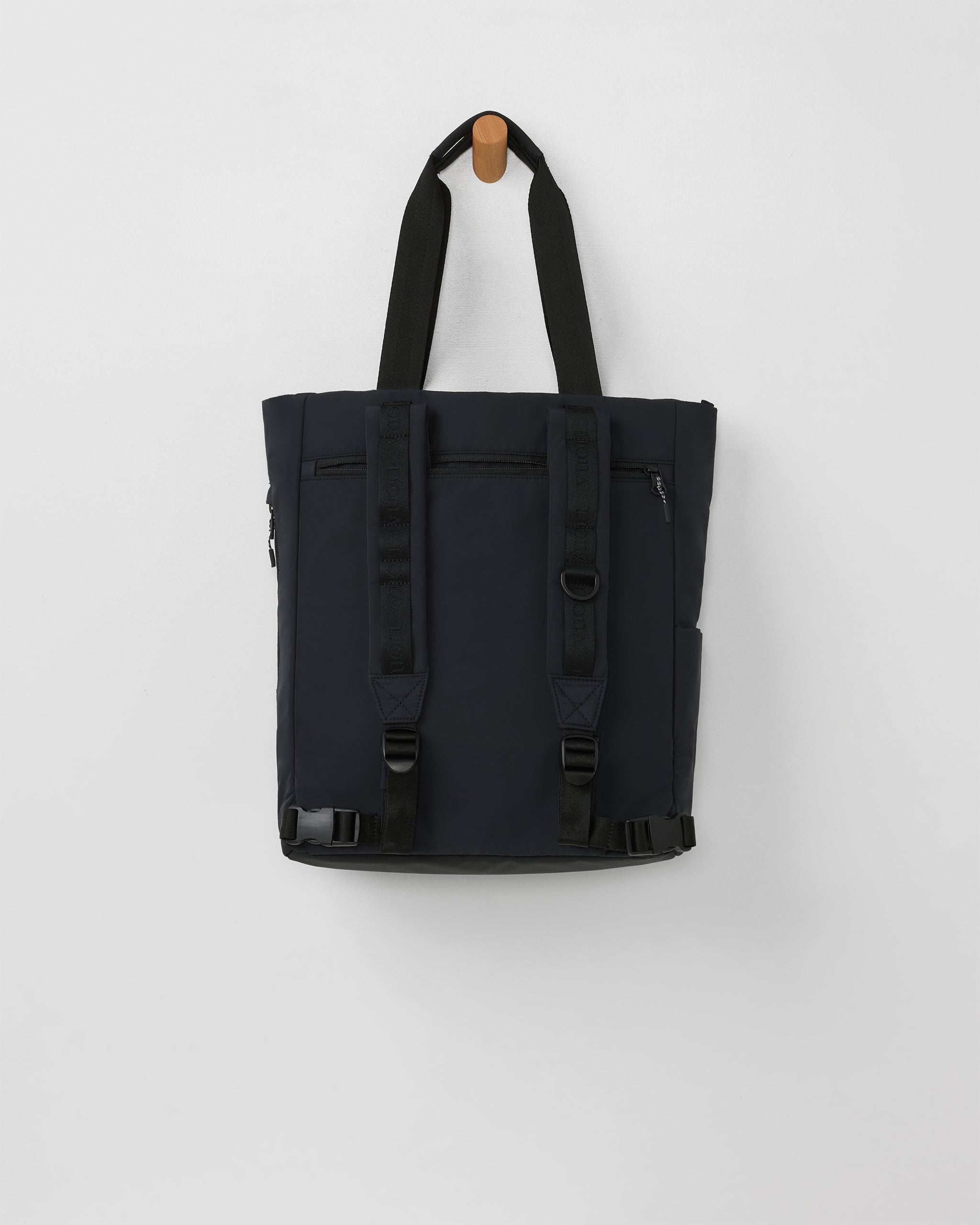 V1 Convertible Tote Bag 2.0 | Black - Image 3