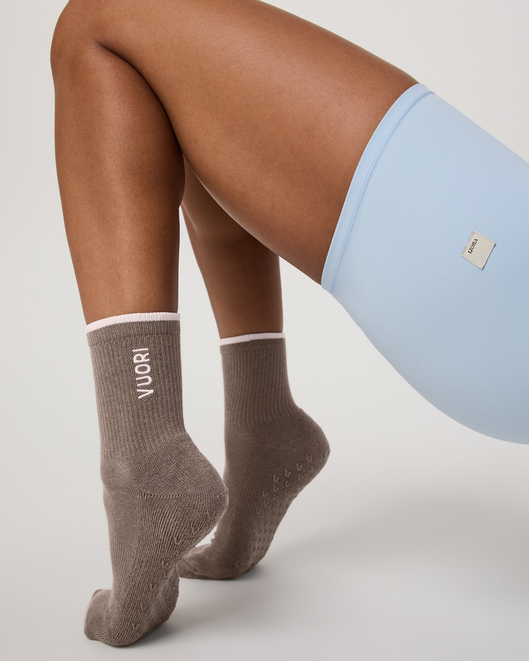 Half Crew Gripper Sock | Smokey Taupe - Image 4