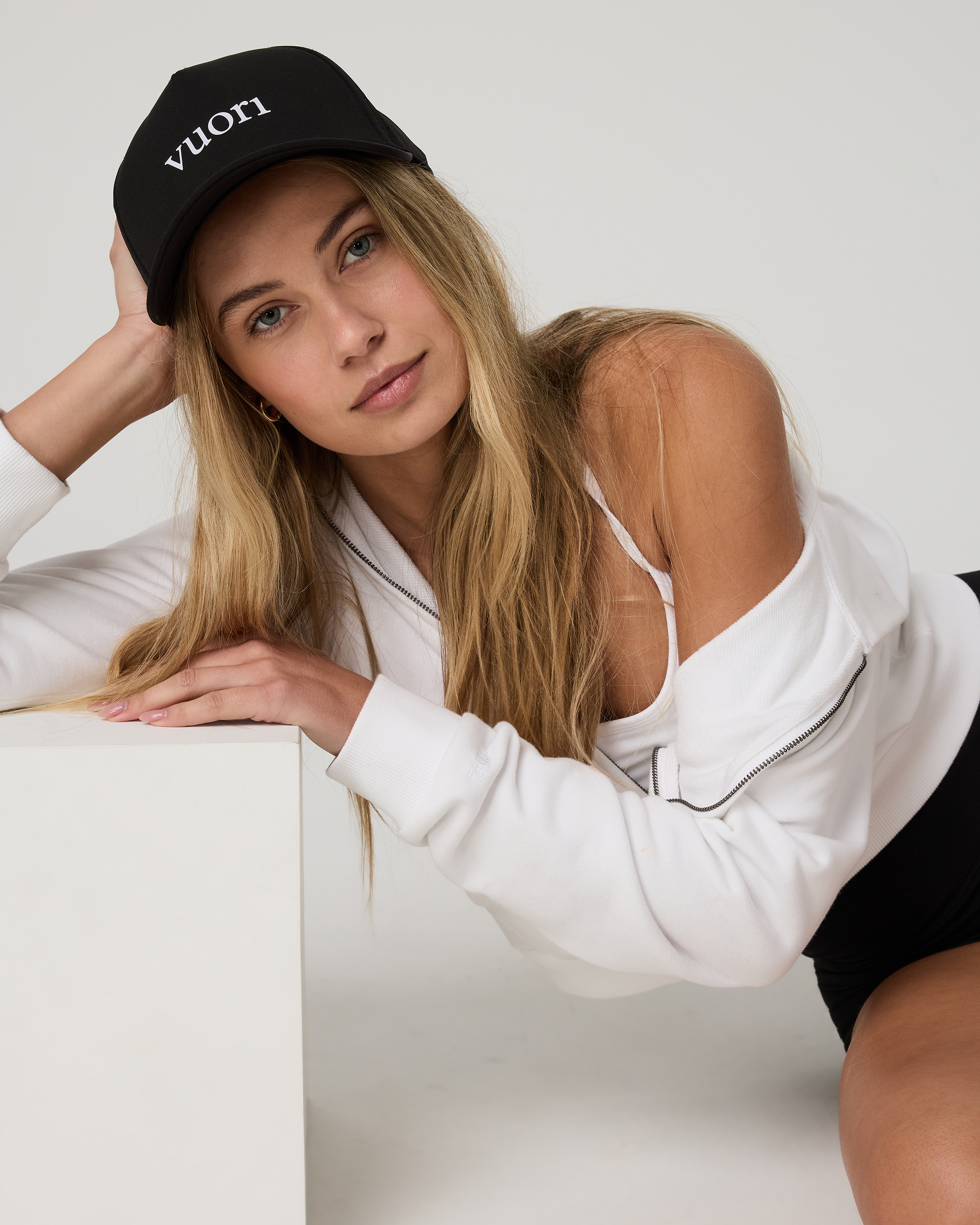 Vuori Wordmark Water Tech Hat | Black - Image 2