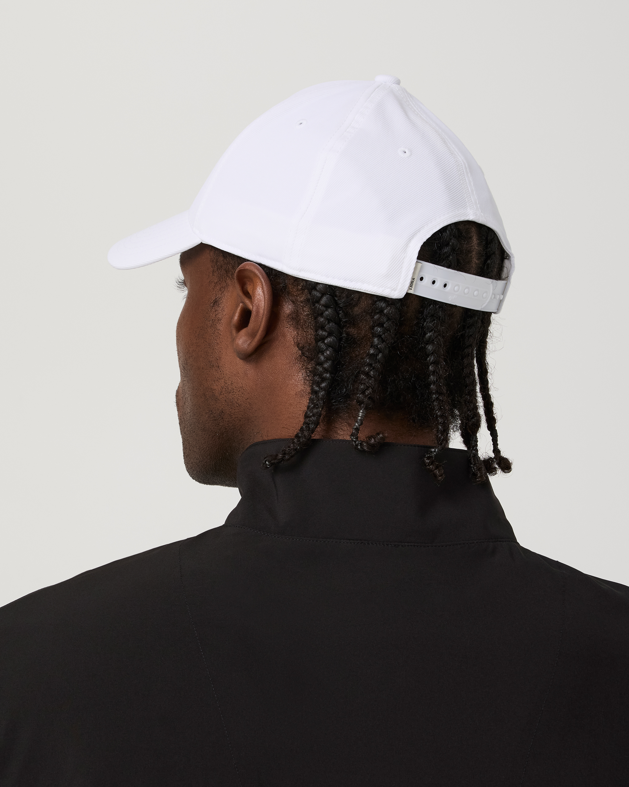 Vuori Logo Signal Golf Hat | White - Image 3