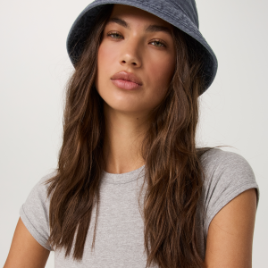 Vuori Bucket Hat | Navy