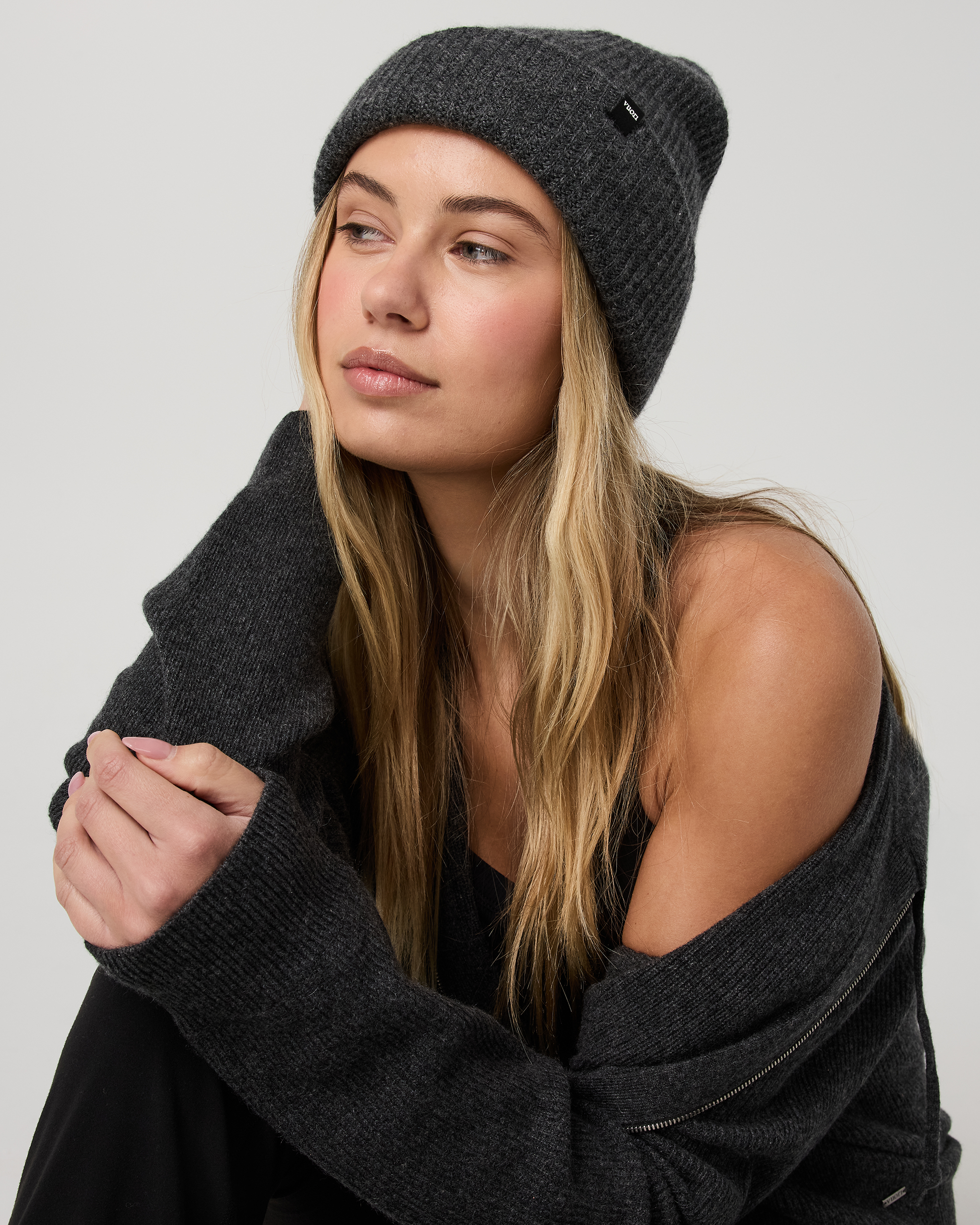 Douglas Beanie | Charcoal - Image 2
