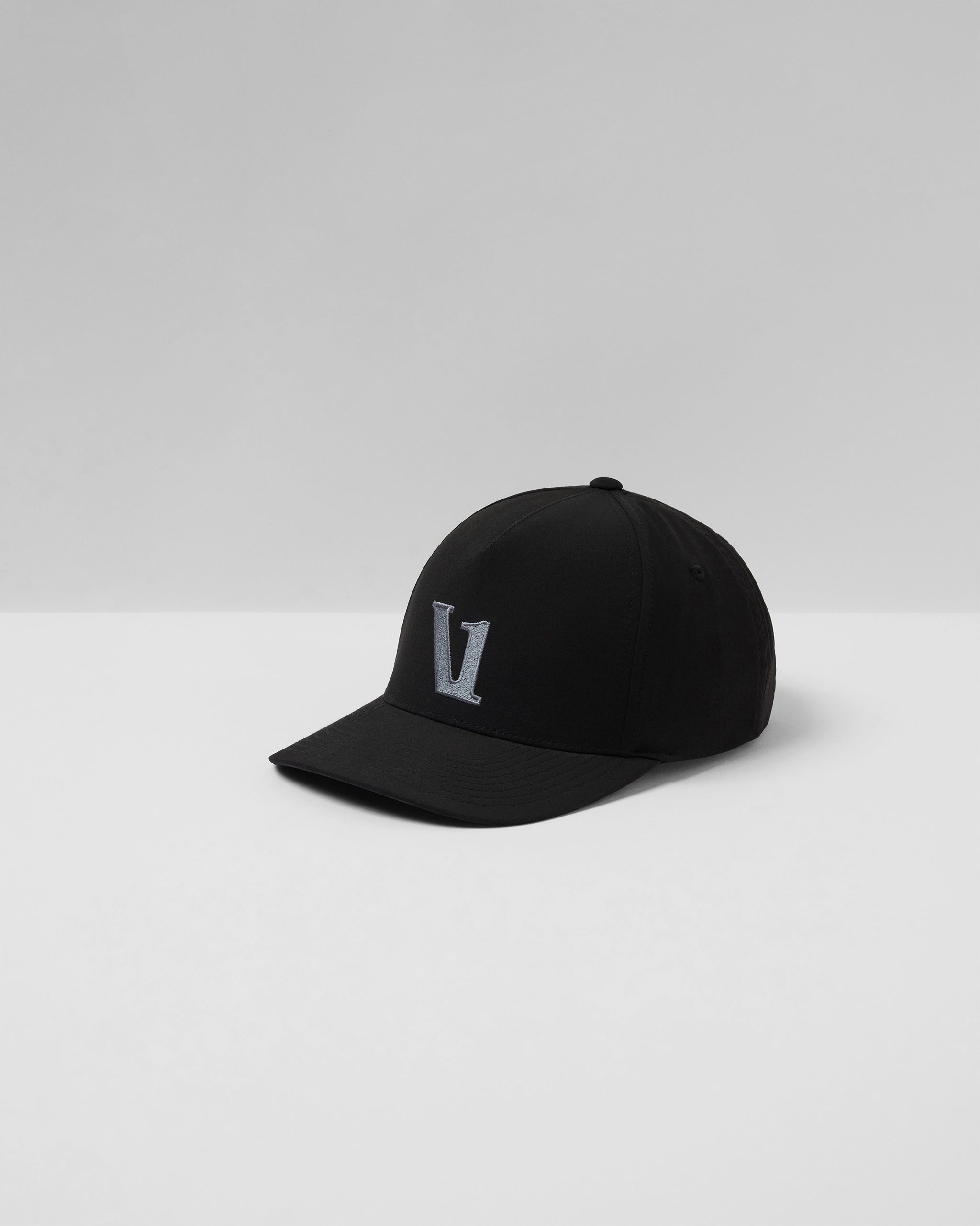 Magnitude Hat | Black