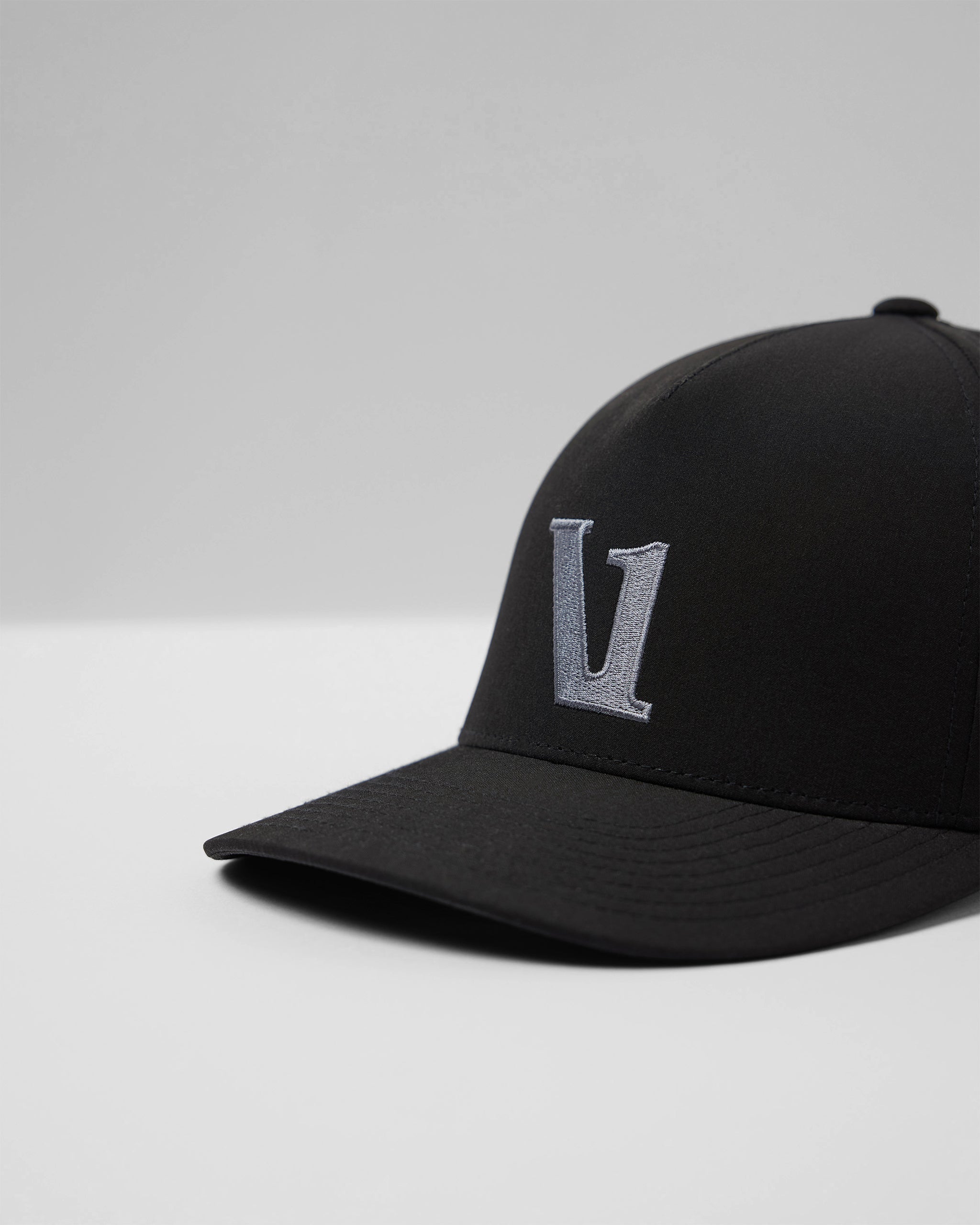 Magnitude Hat | Black - Image 2