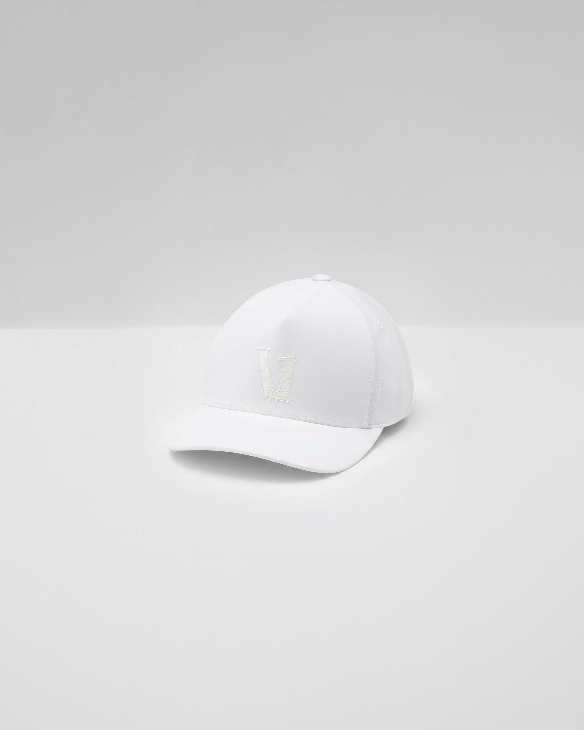 Magnitude Hat | White