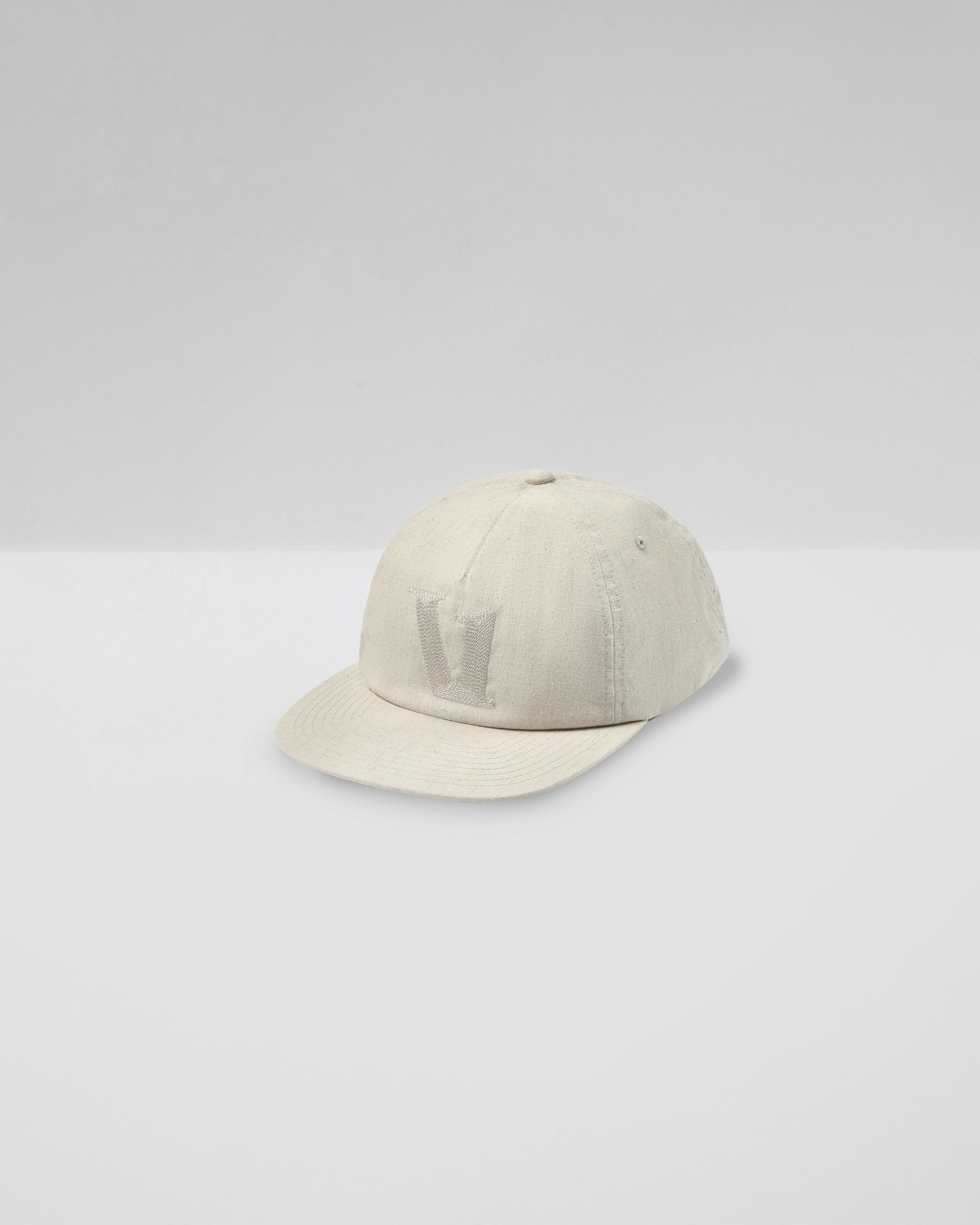V1 Embroidery Hat | Natural