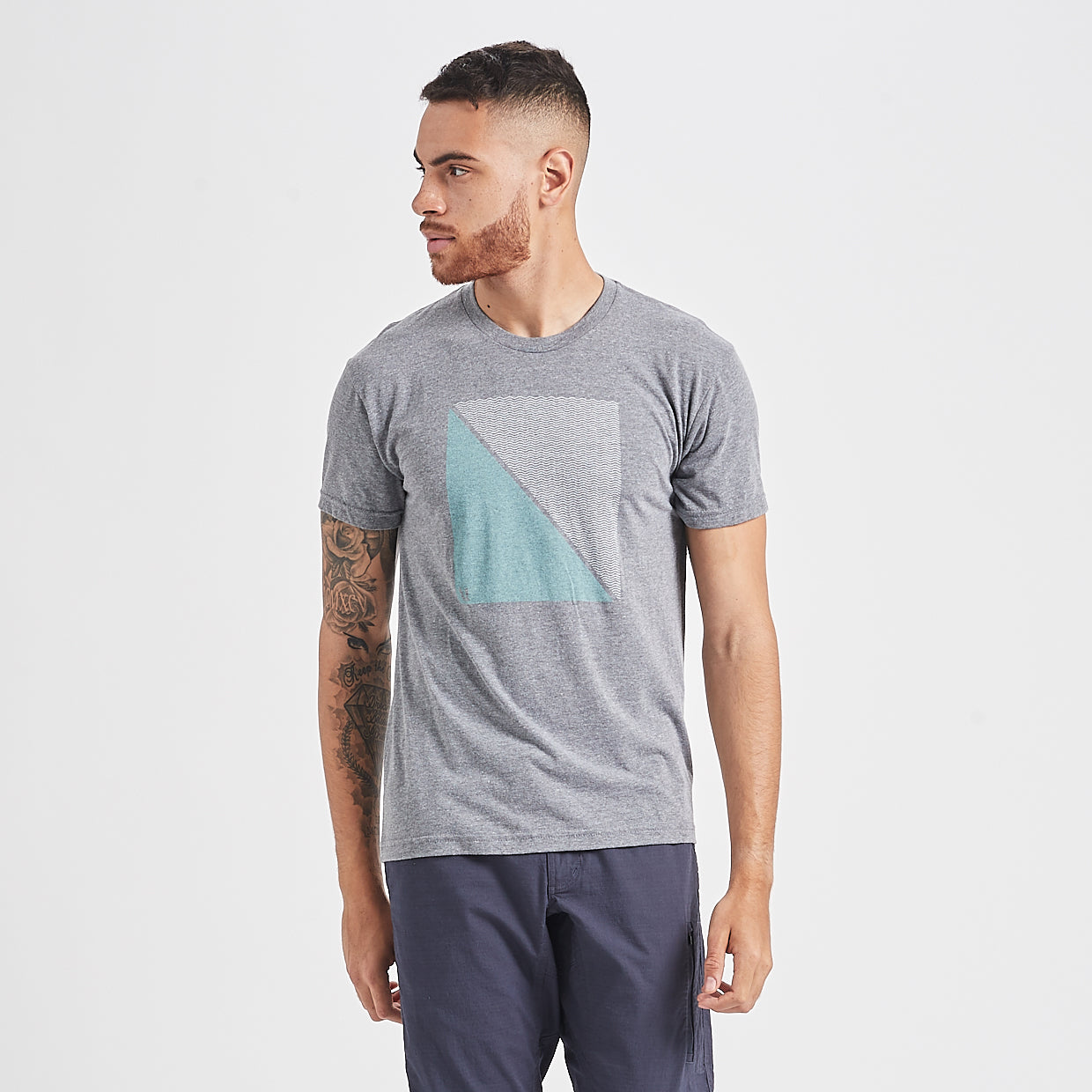 Diagonal Waves Tee | Heather Grey