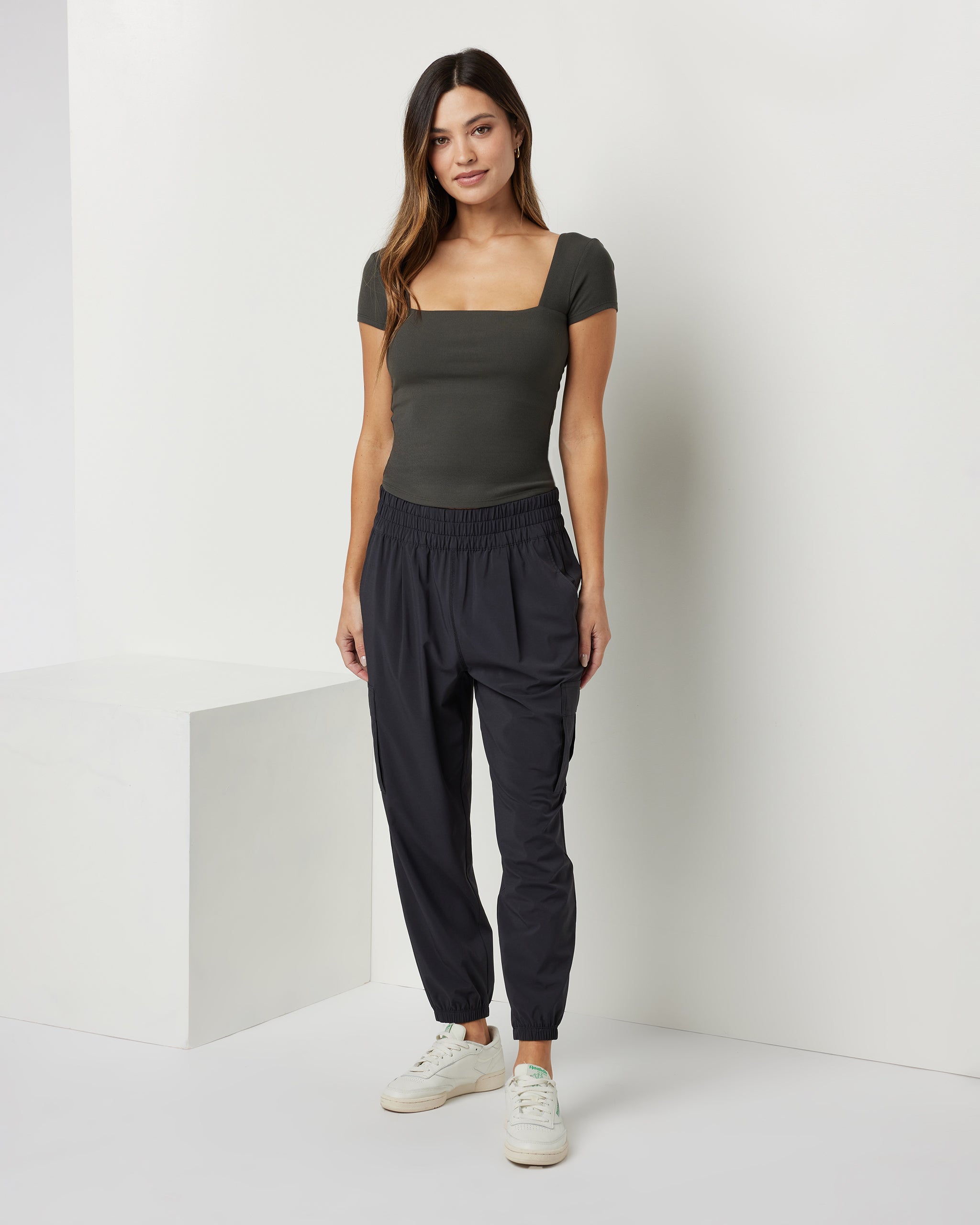 Pose Scoop Back Tee | Dark Oregano - Image 3