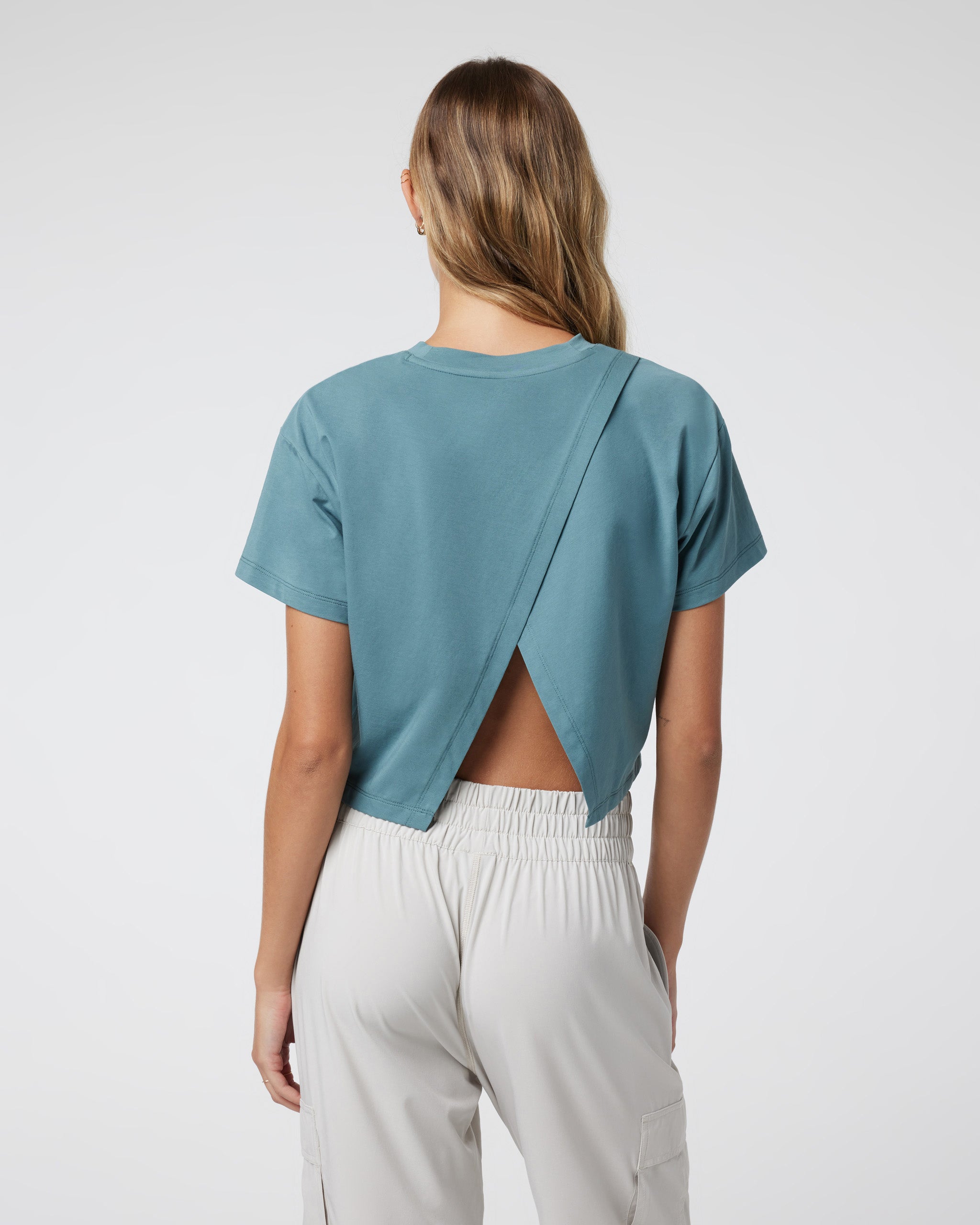 Short Sleeve Feather Cross Back | Iron - Image 3