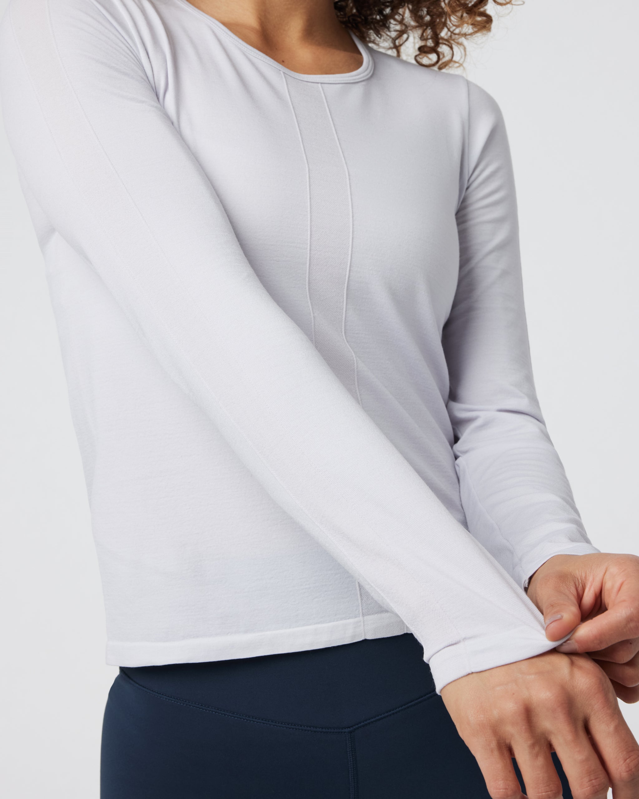Long Sleeve Apres Sport Seamless Top | Frost Grey - Image 2