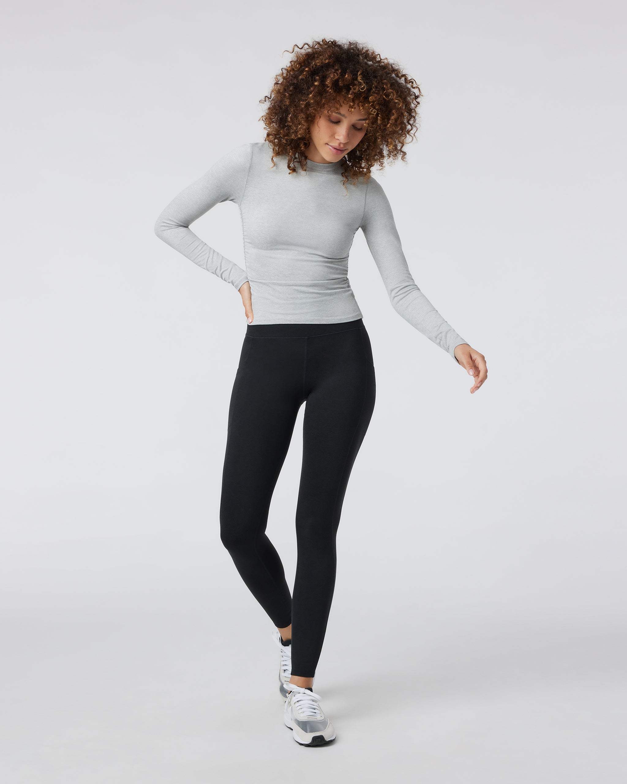 Long Sleeve Halo Ruched Tee | Pale Grey Heather - Image 2
