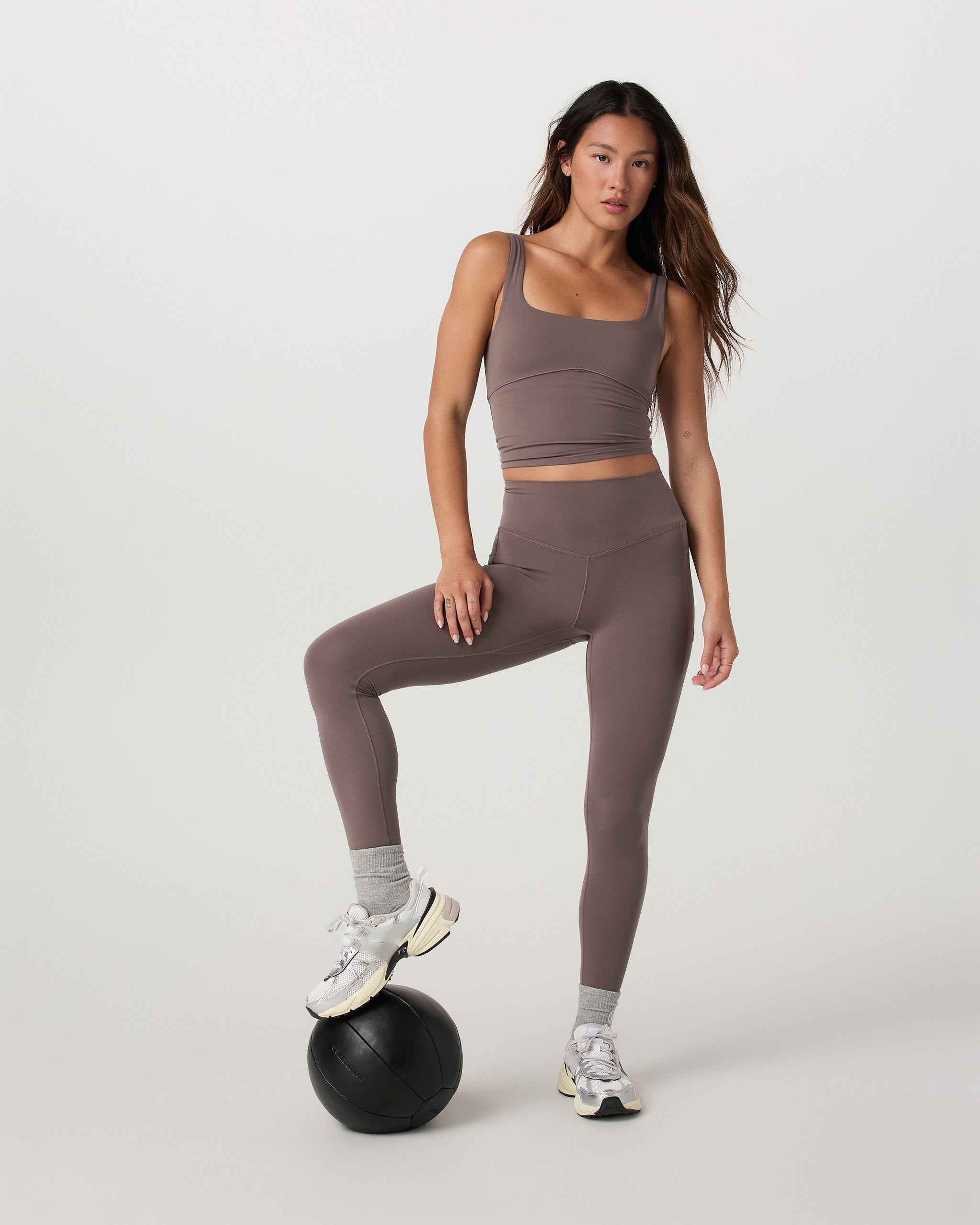 Vuori AllTheForm™ Support Tank | Huckleberry - Image 2
