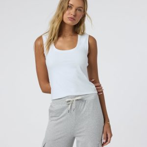 Halo Essential Scoop Tank | White