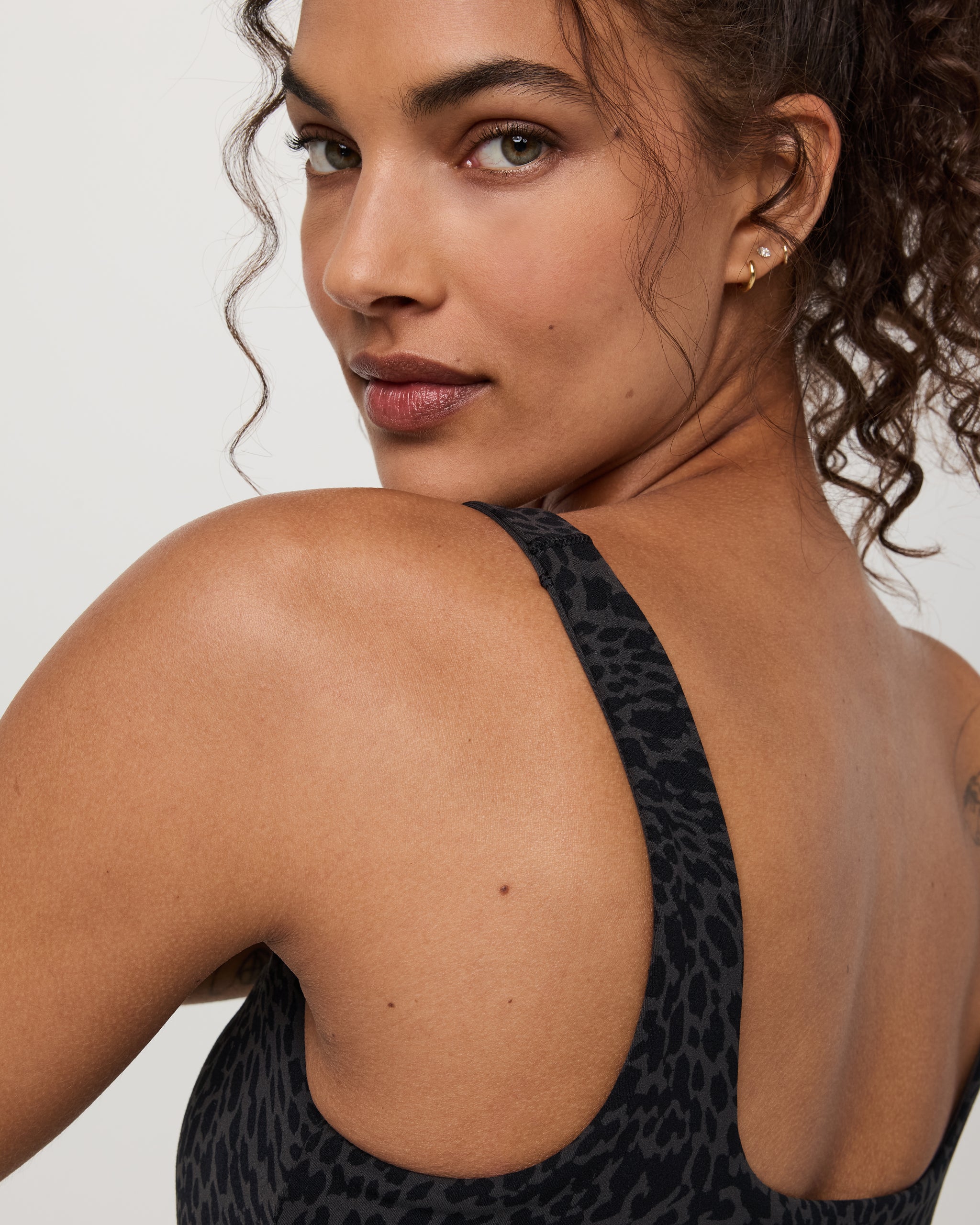 Vuori AllTheForm™ Bra | Black Blurred Torrent - Image 3