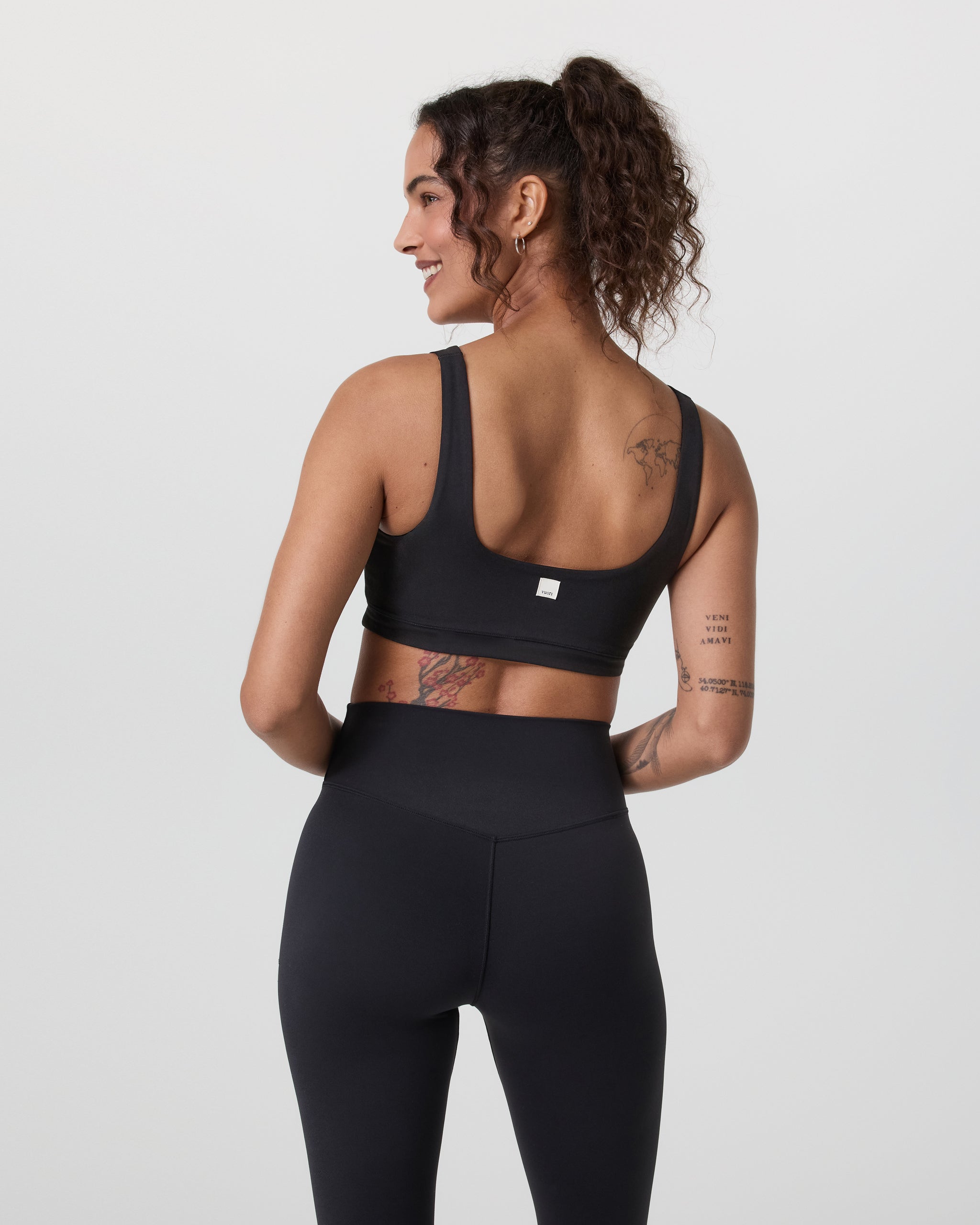 Vuori AllTheForm™ Bra | Black - Image 2