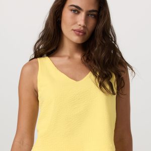 Villa Textured Crop Tank | Sunlight
