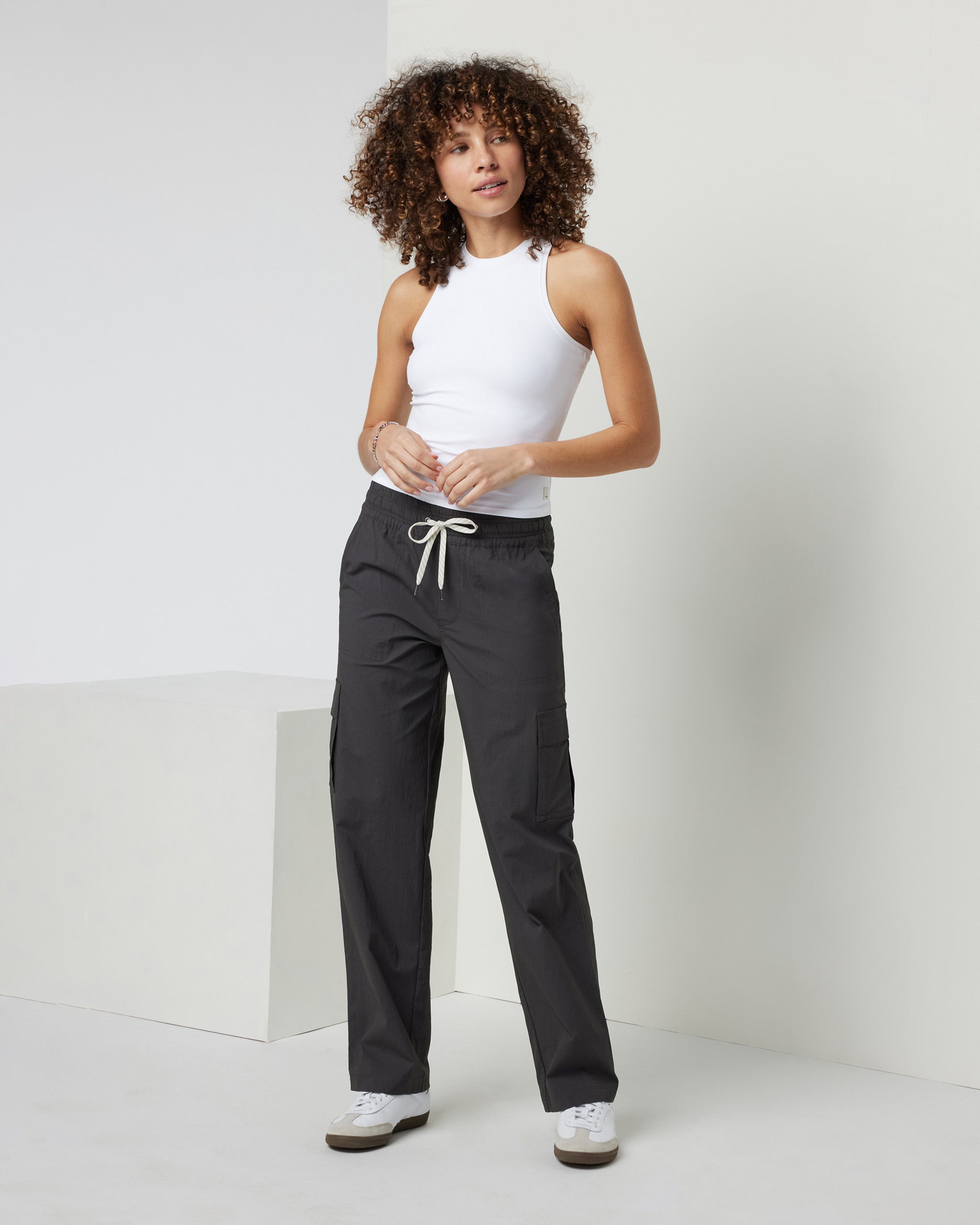 Vuori AllTheFeels™ Crew Tank | White - Image 4