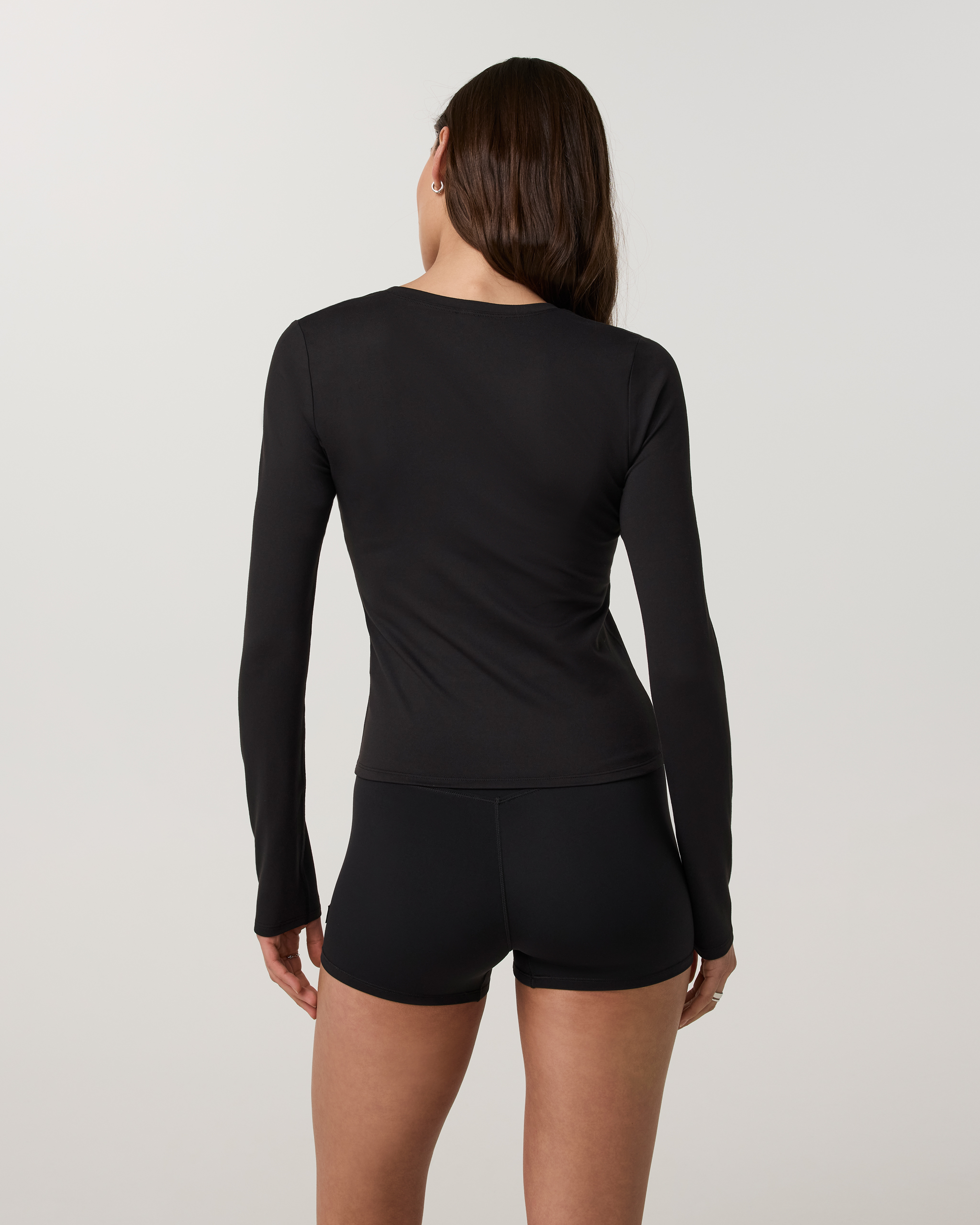 Long Sleeve Halo Essential Scoop | Black Tonal - Image 5