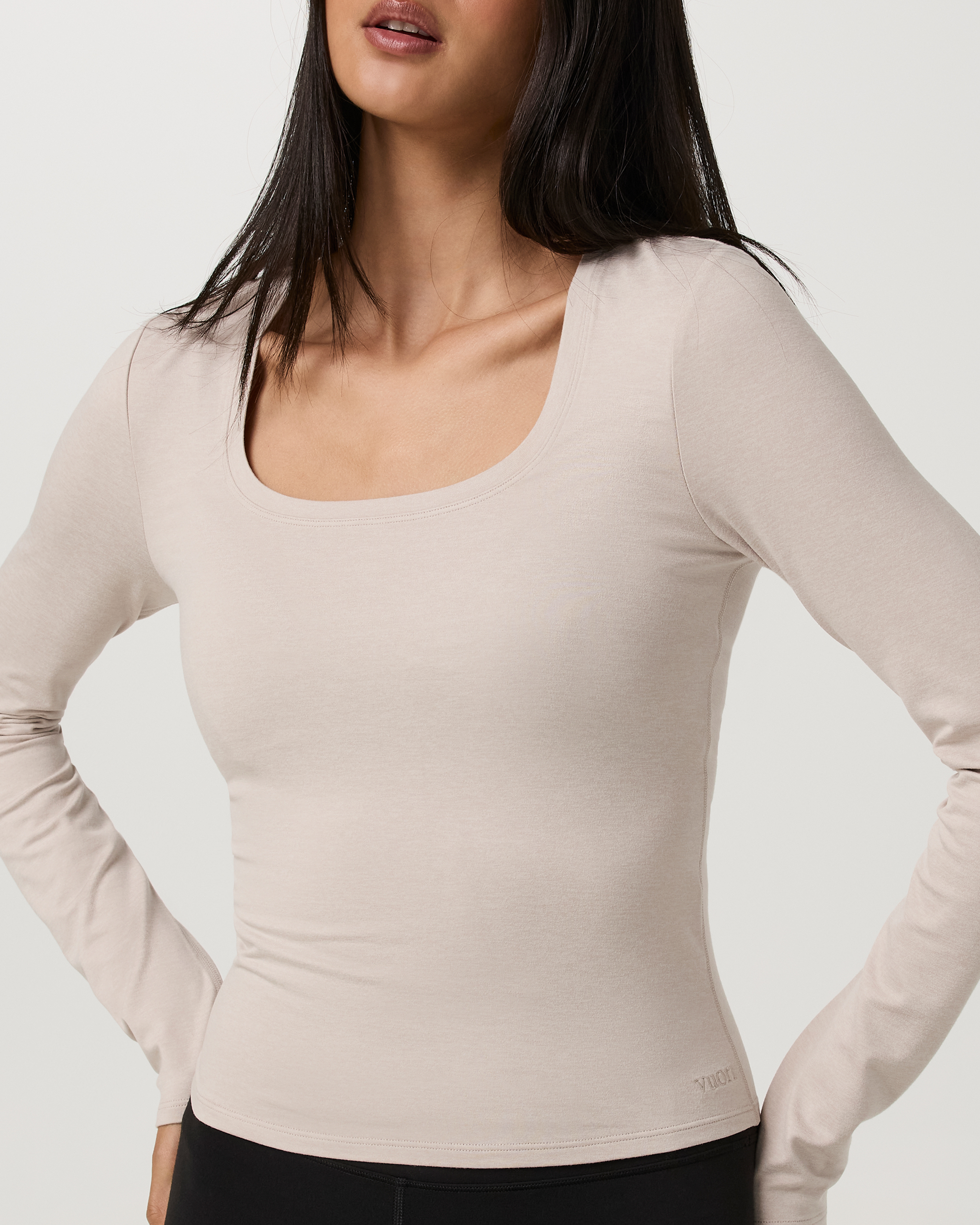 Long Sleeve Halo Essential Scoop | Ecru Heather Tonal - Image 5