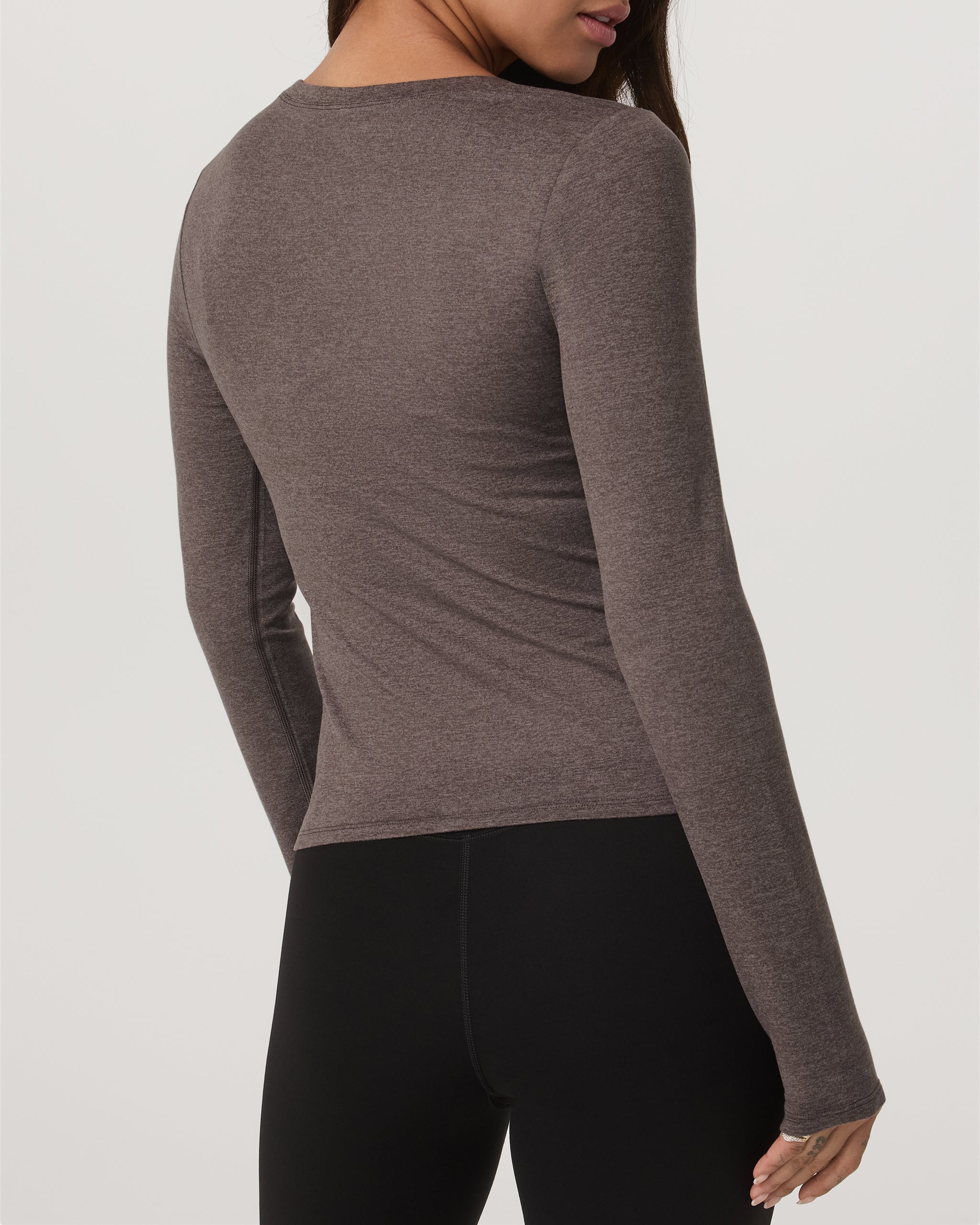 Long Sleeve Halo Essential Scoop | Chia Heather - Image 4