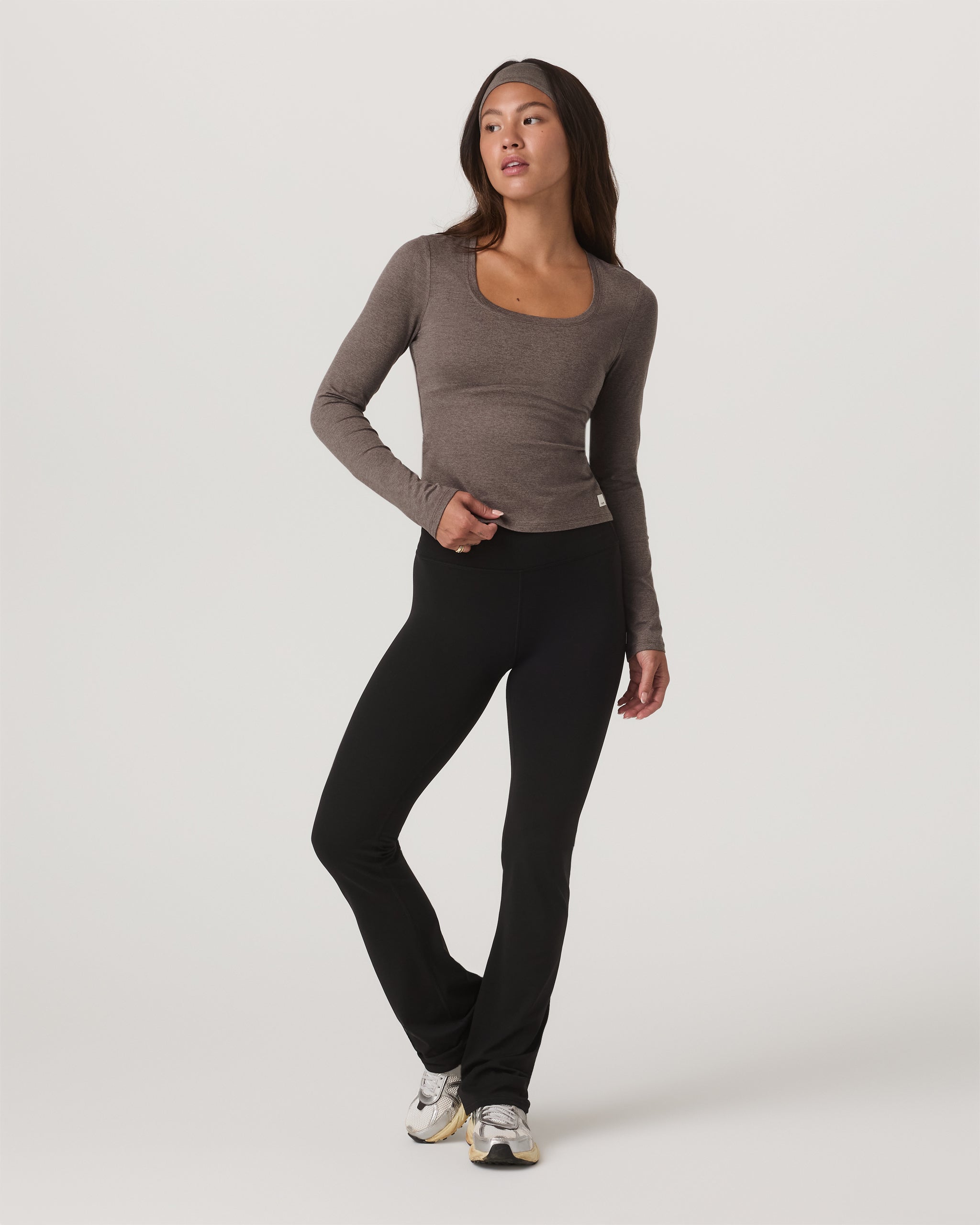 Long Sleeve Halo Essential Scoop | Chia Heather - Image 2