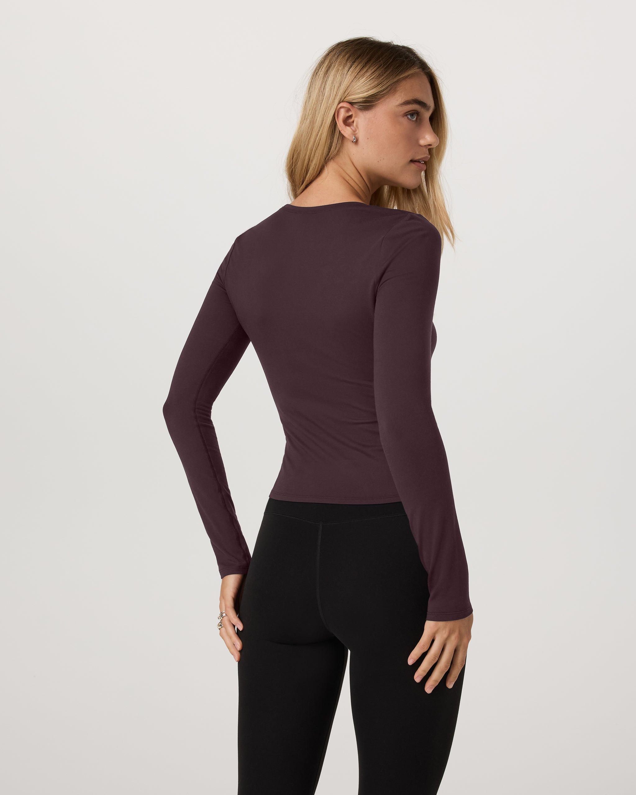 Long Sleeve Halo Essential Scoop | Raisin - Image 3
