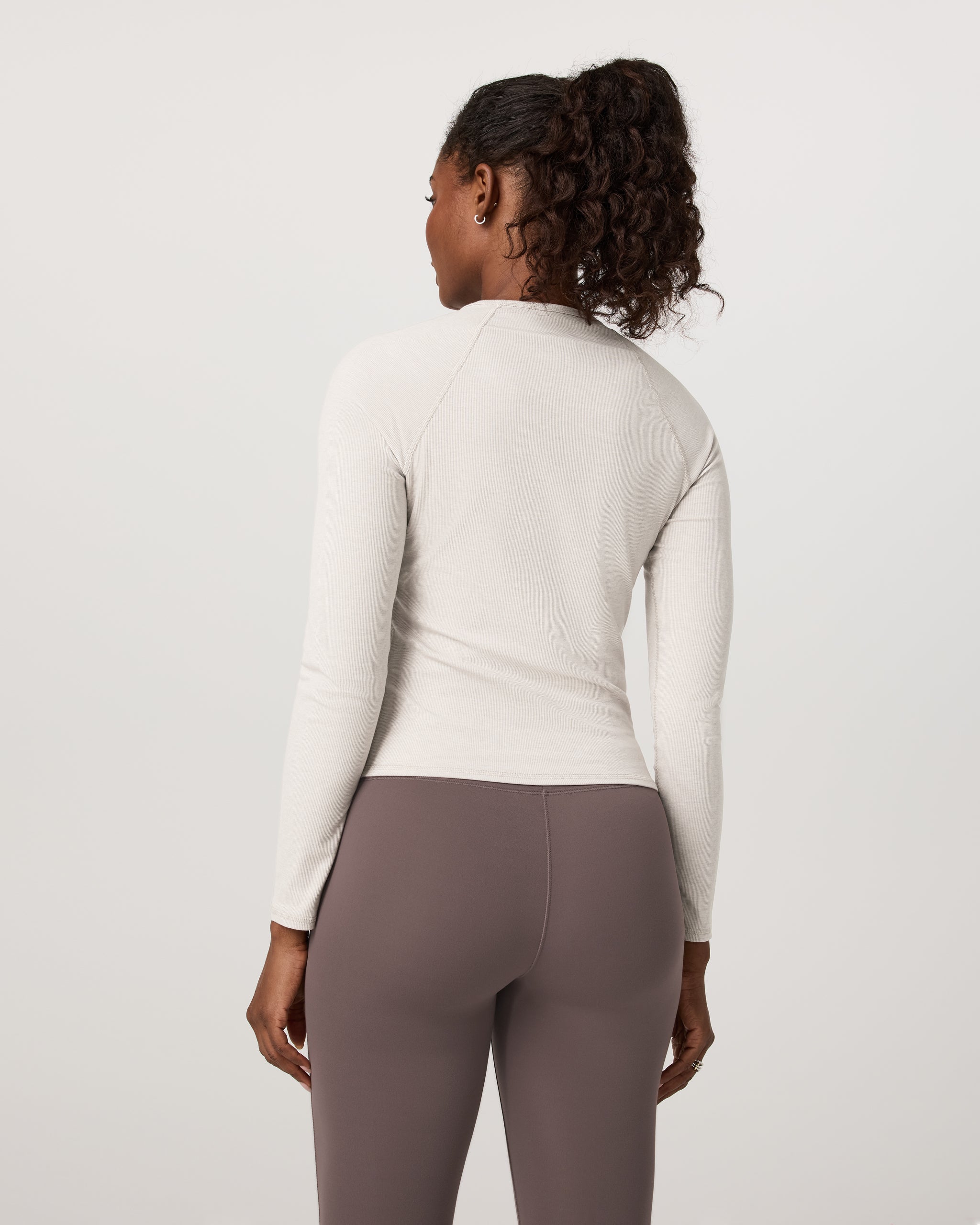 Long Sleeve Pose Crew | Ecru Heather - Image 3