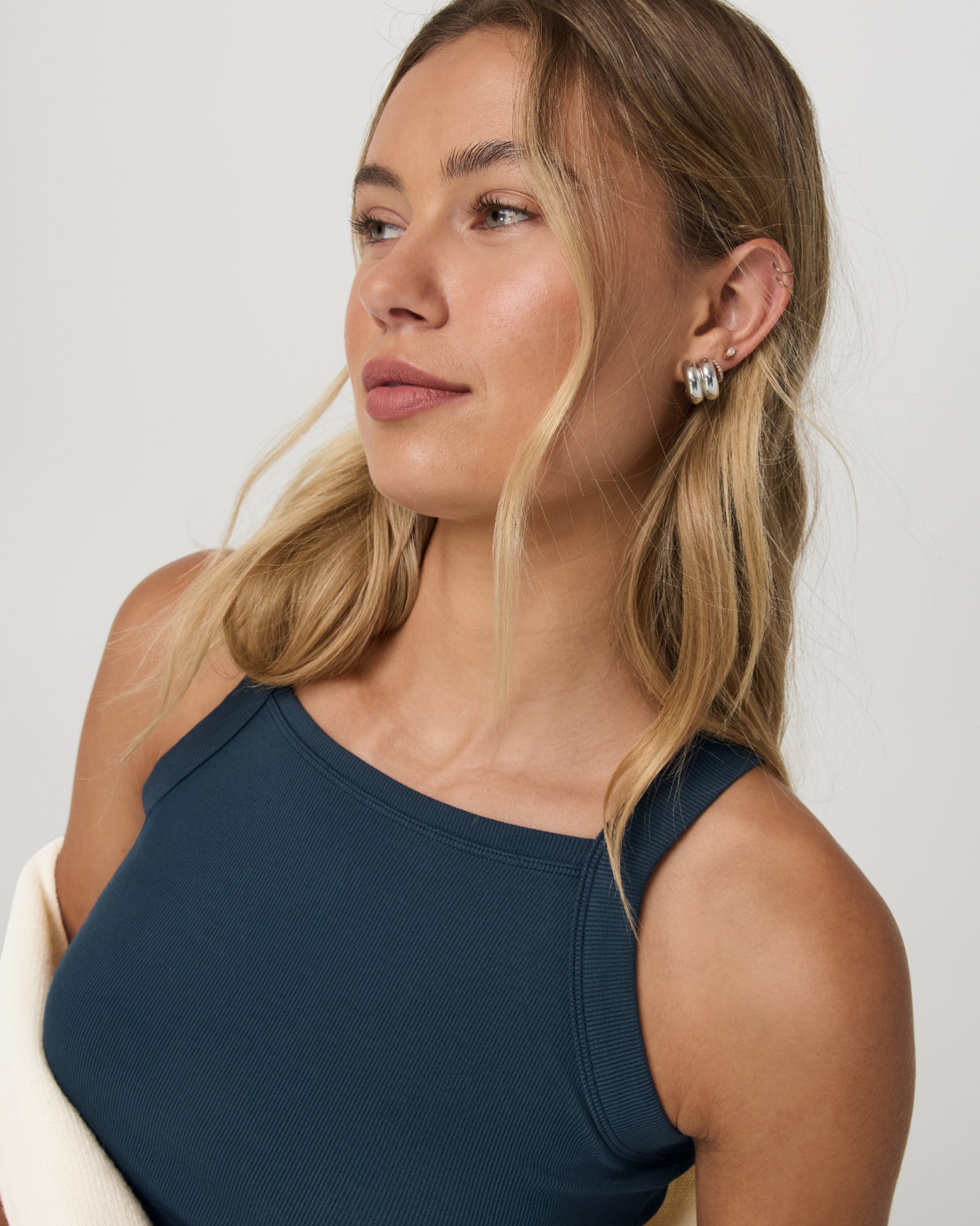 Pose Cooper Tank | Ocean Blue - Image 5