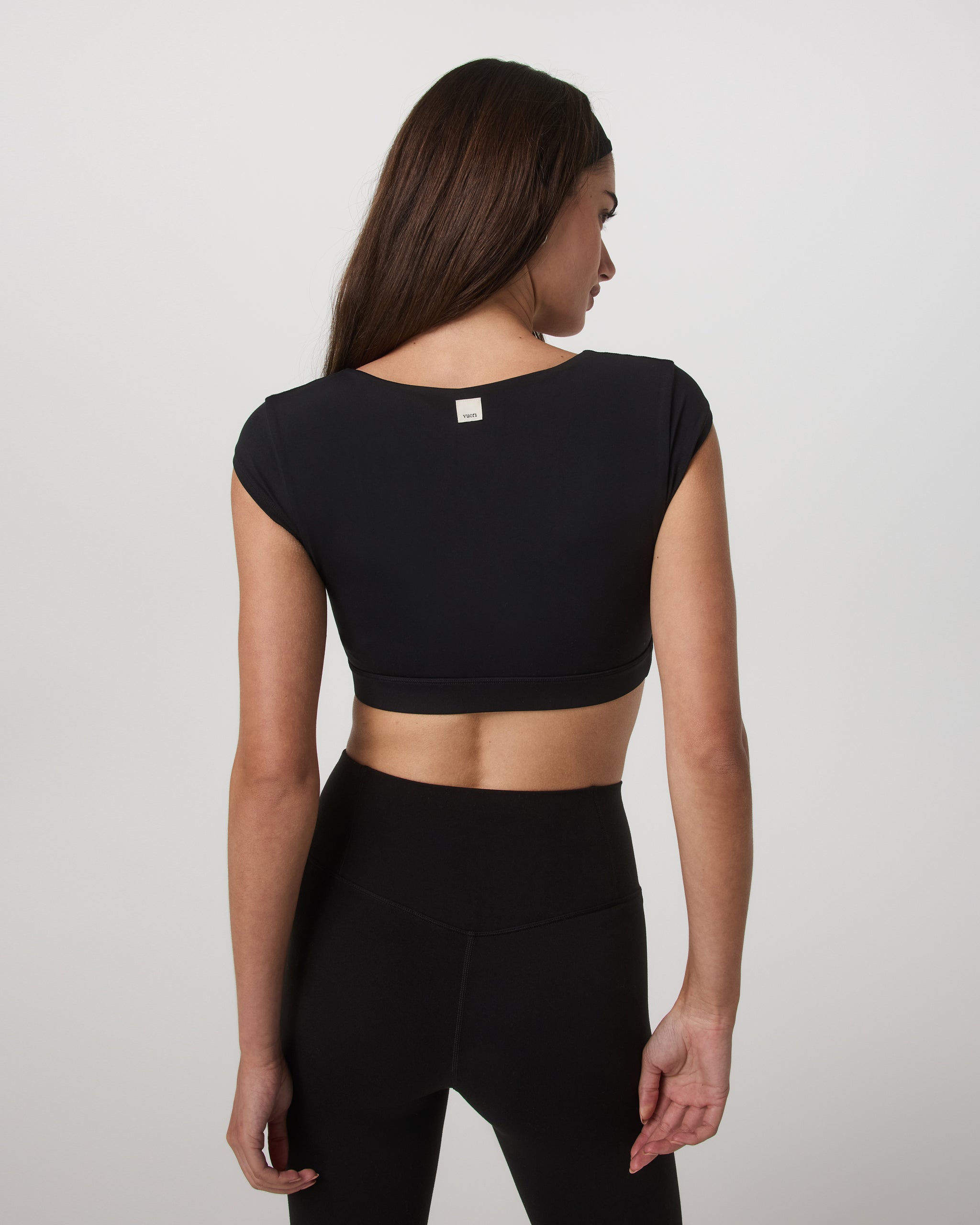 Vuori AllTheForm™ Short Sleeve Bra | Black - Image 2