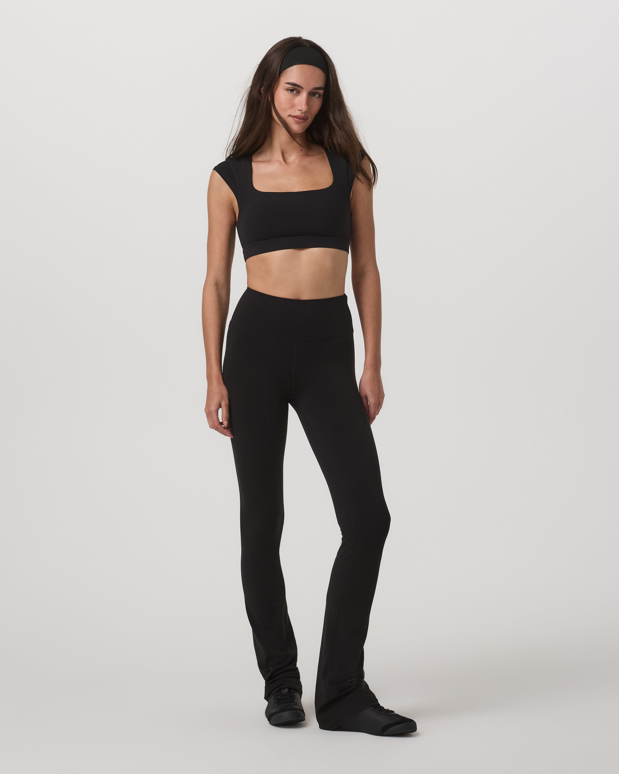 Vuori AllTheForm™ Short Sleeve Bra | Black - Image 4